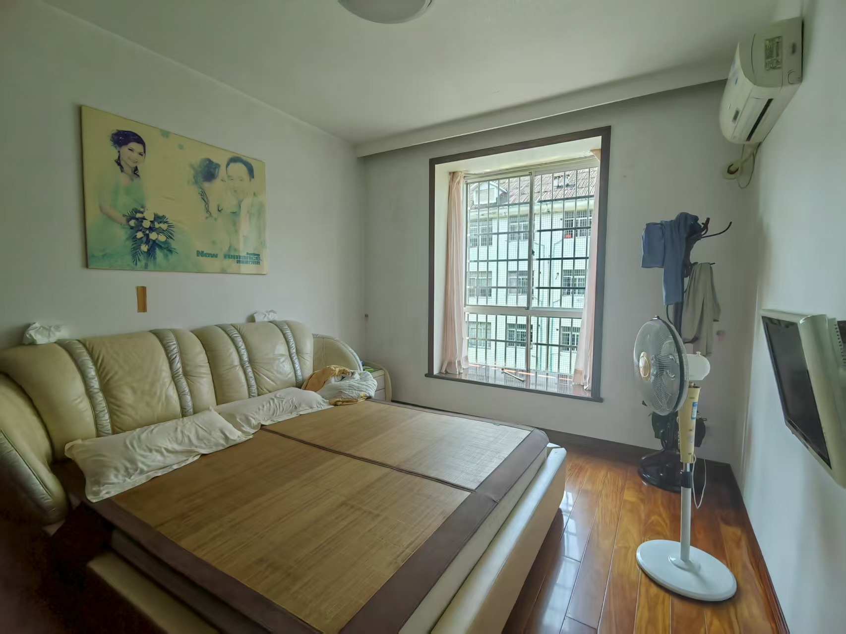 铂金玫瑰园  3室2厅2卫    680.0元/月室内图