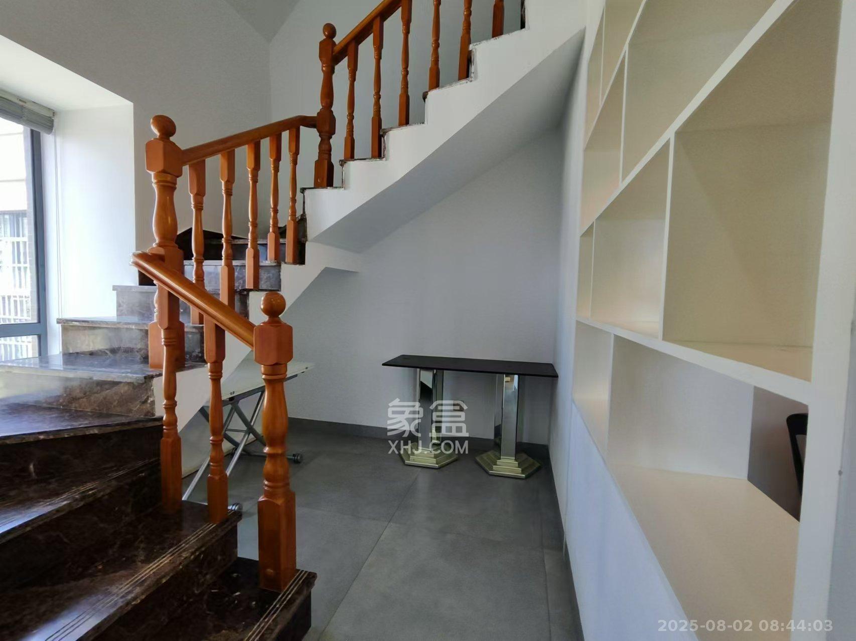 五矿紫湖香醍  3室2厅2卫    2200.0元/月室内图