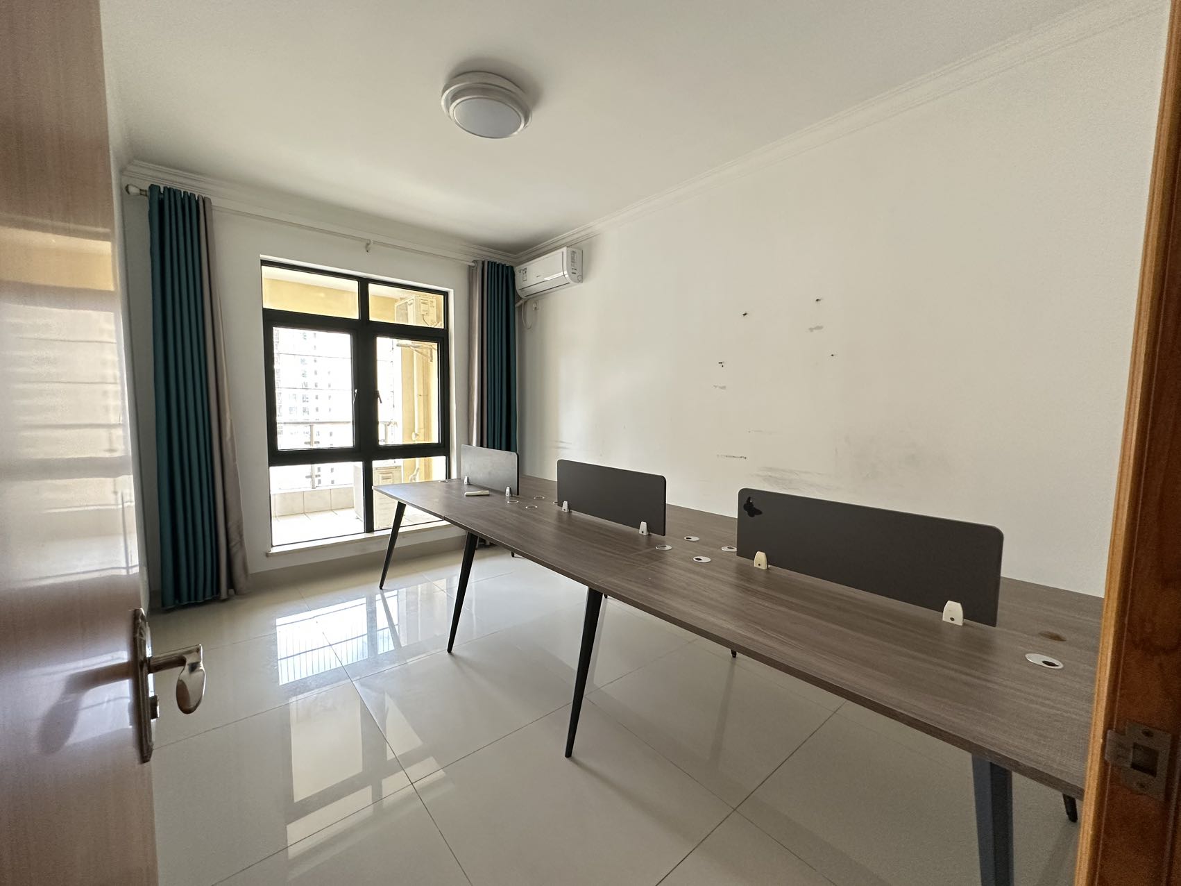 海阔天空-国瑞城二期(雅仕苑) 3室2厅2卫 4500.0元/月 海阔天空-国瑞城二期(雅仕苑) 3室2厅2卫 4500.0元/月室内图