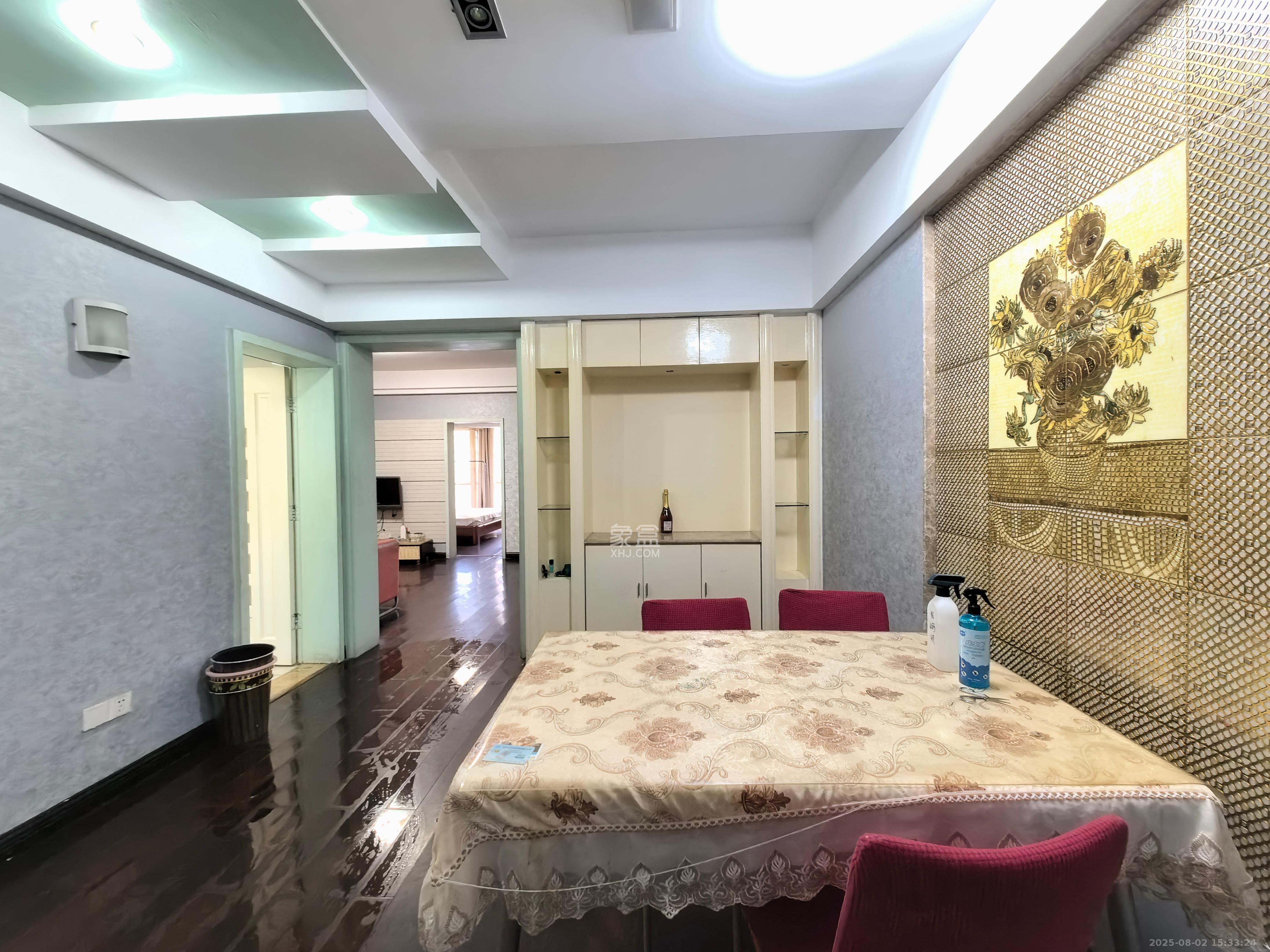 新奥大厦  3室2厅1卫    2800.0元/月室内图