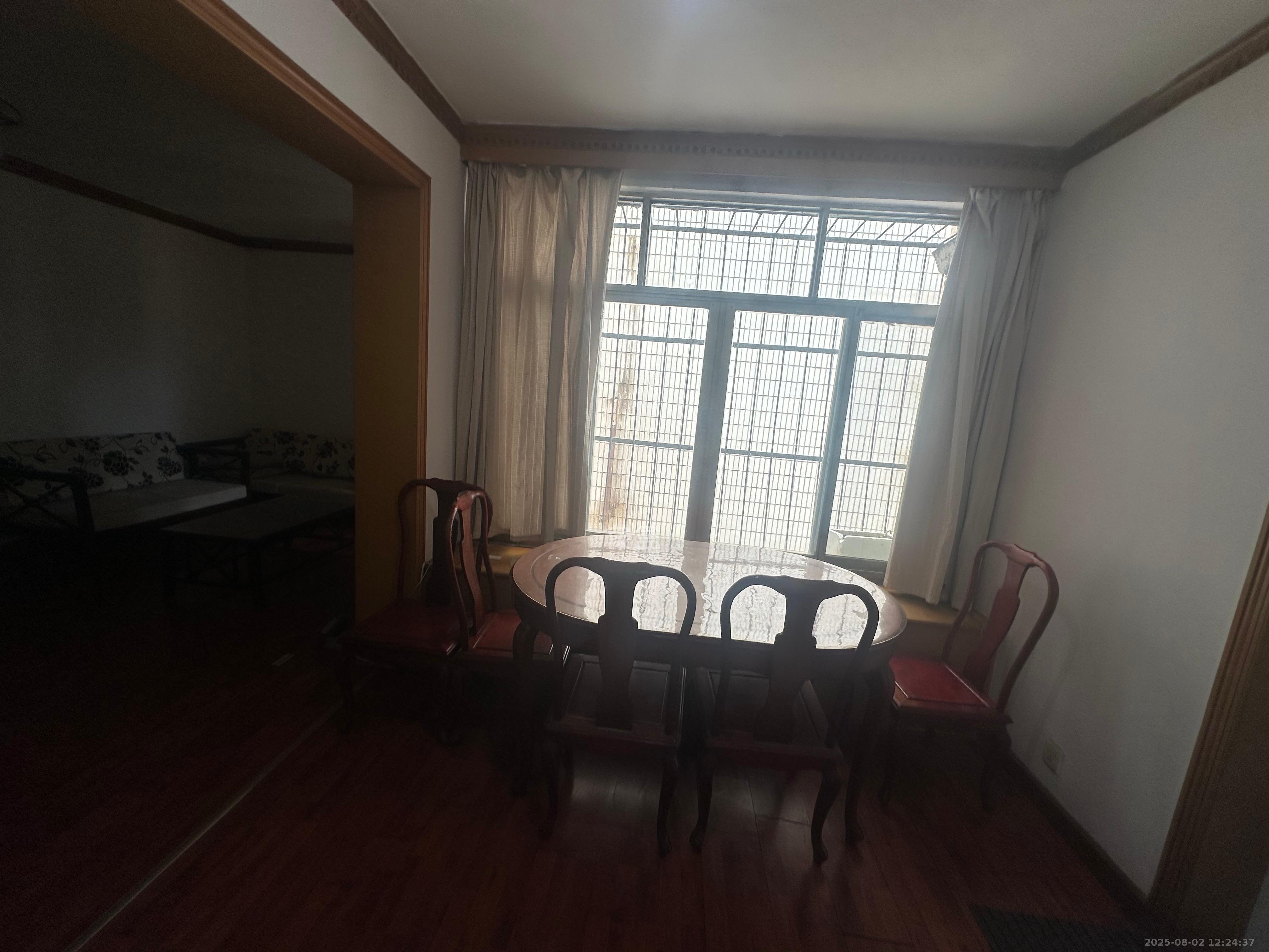 向韶村 2室1厅1卫 1600.0元/月 向韶村 2室1厅1卫 1600.0元/月室内图