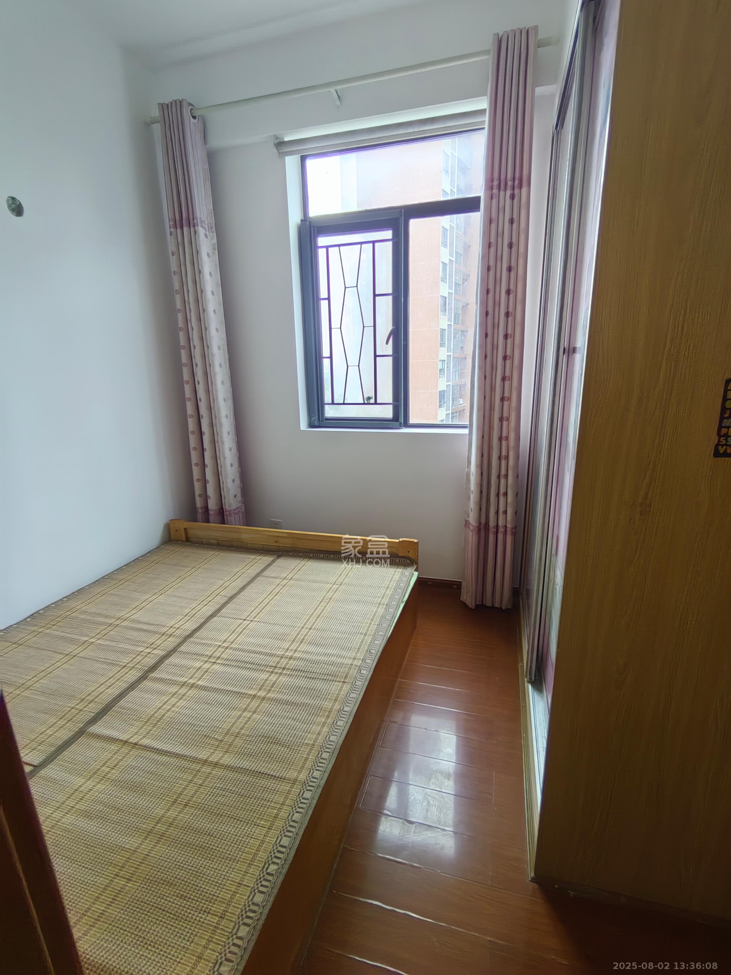 盛地尊域  2室2厅1卫    1600.0元/月 盛地尊域  2室2厅1卫    1600.0元/月室内图