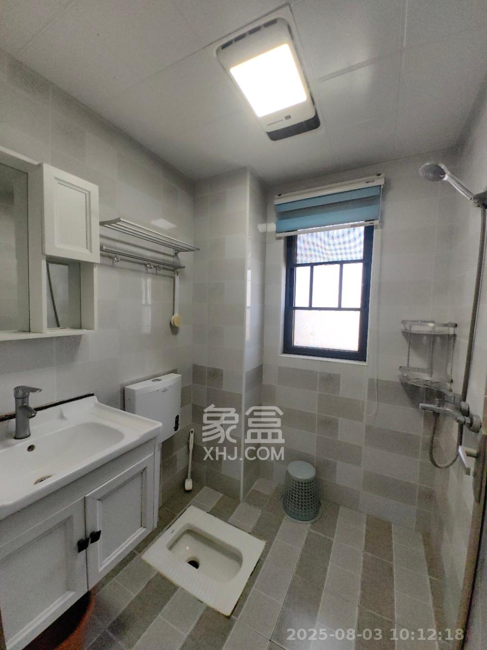 长房云时代  3室2厅2卫    2600.0元/月 长房云时代  3室2厅2卫    2600.0元/月室内图