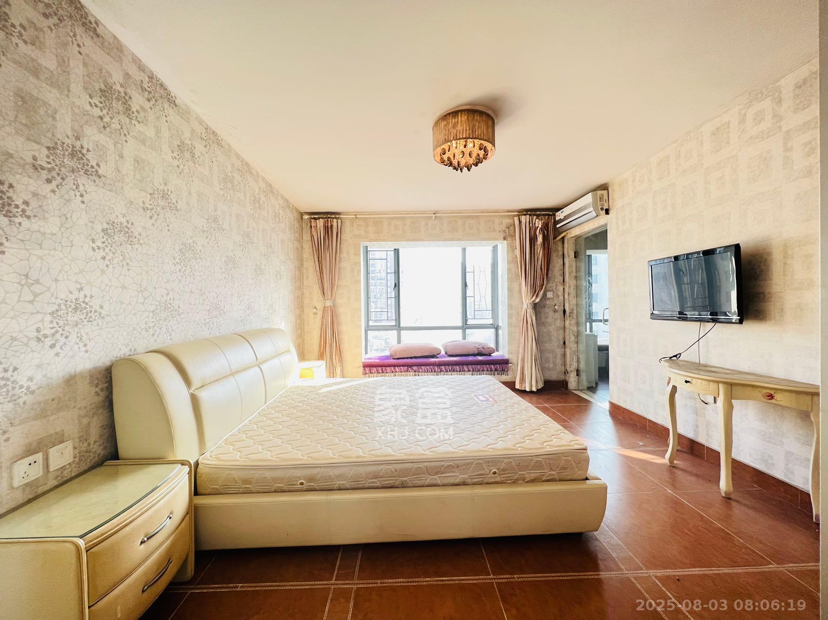 西子花苑 4室2厅2卫 3300.0元/月 西子花苑 4室2厅2卫 3300.0元/月室内图