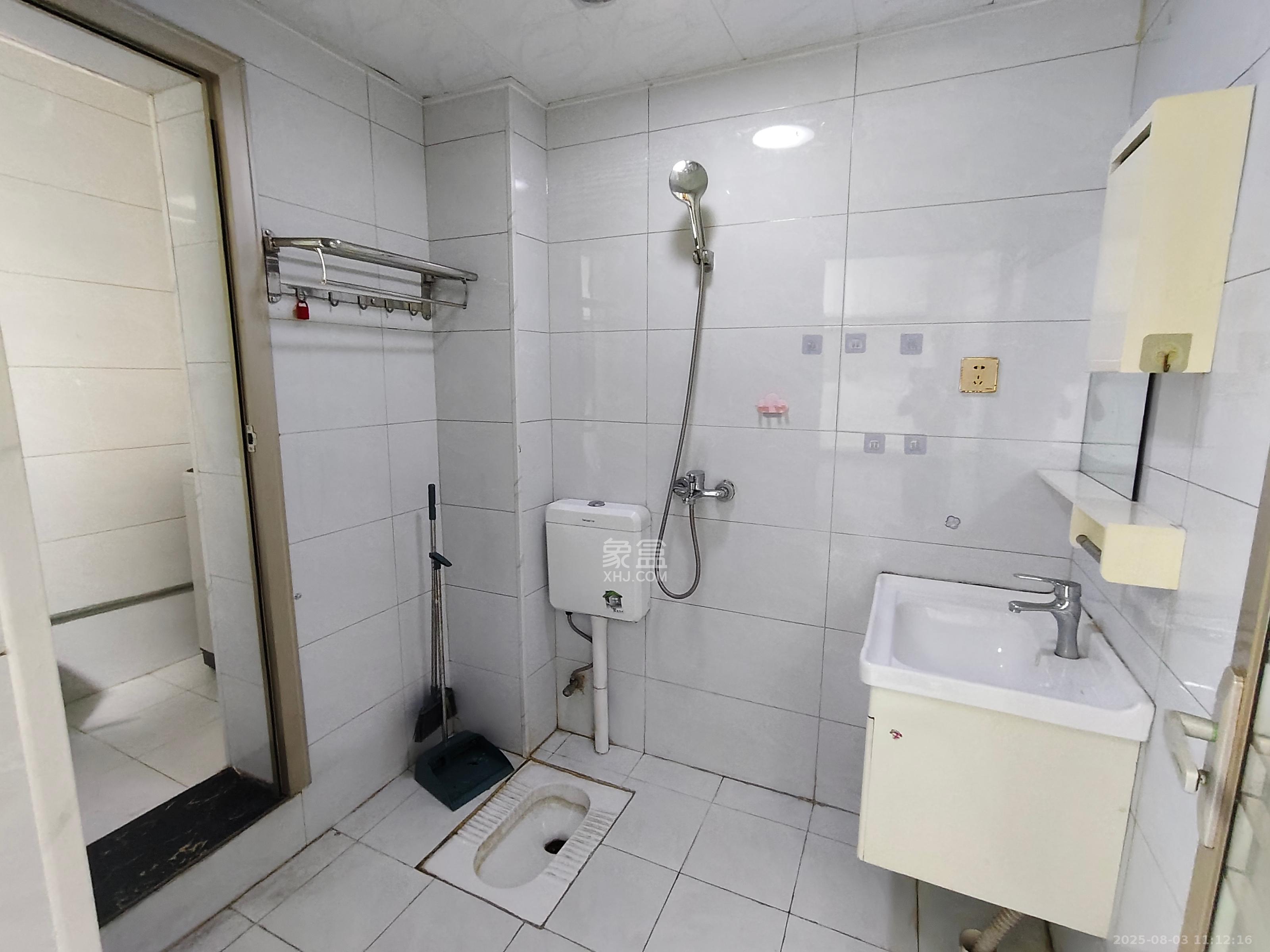 欣积福湾三期 2室2厅1卫 1000.0元/月 欣积福湾三期 2室2厅1卫 1000.0元/月室内图