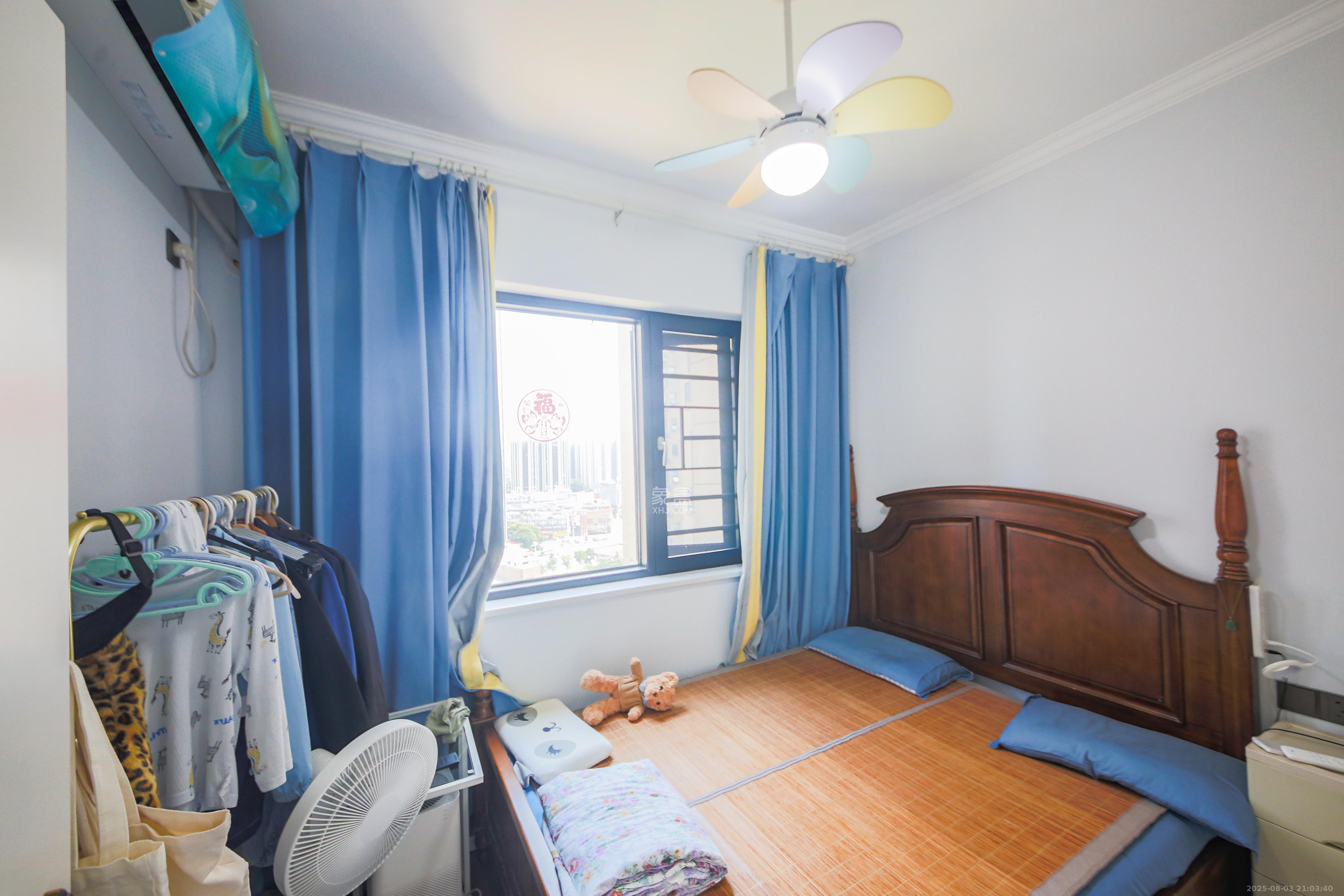 高升时代广场（冠铭商务中心）  4室2厅2卫    120.0万卧室