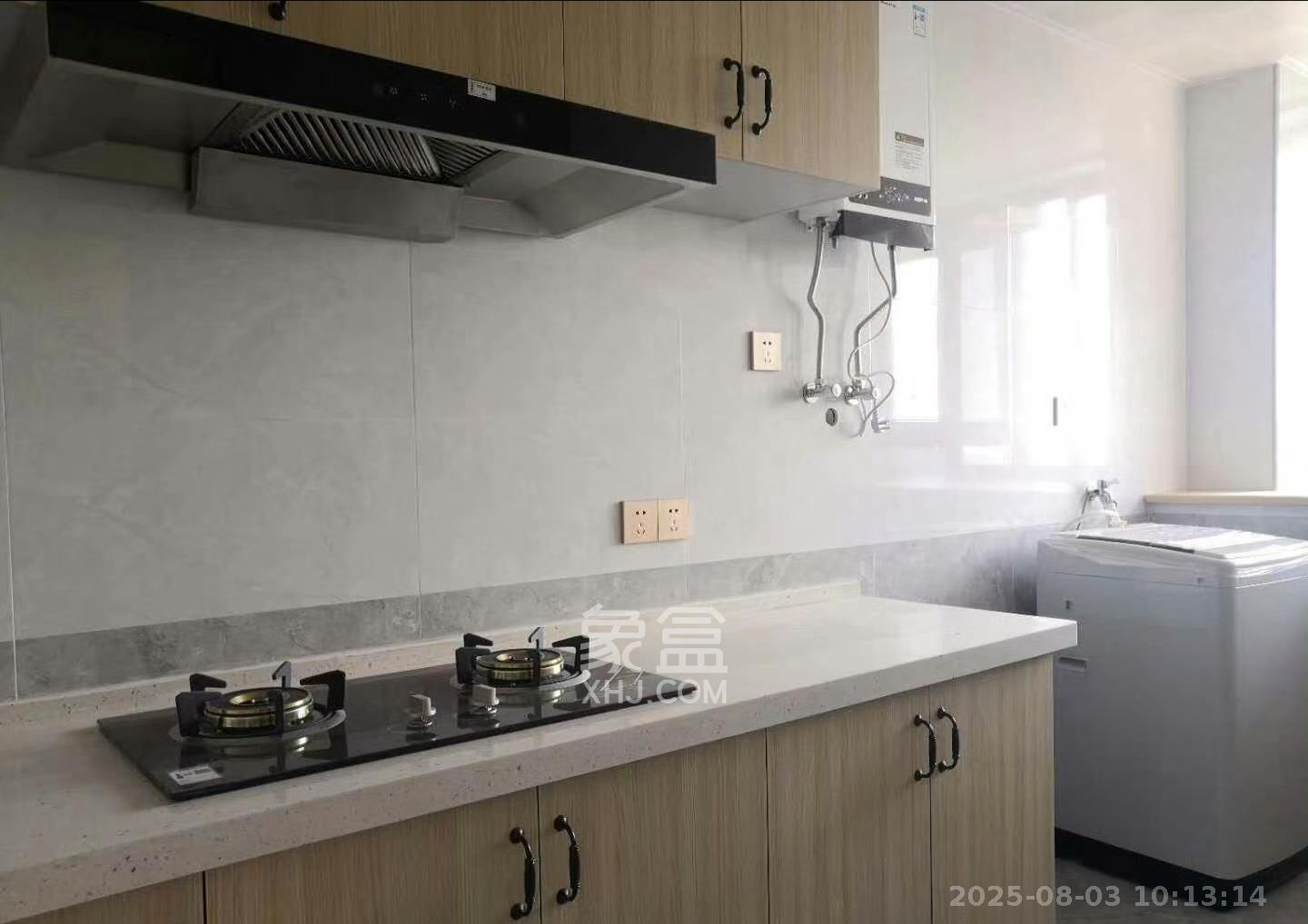 汀湘十里  1室1厅1卫    1600.0元/月室内图