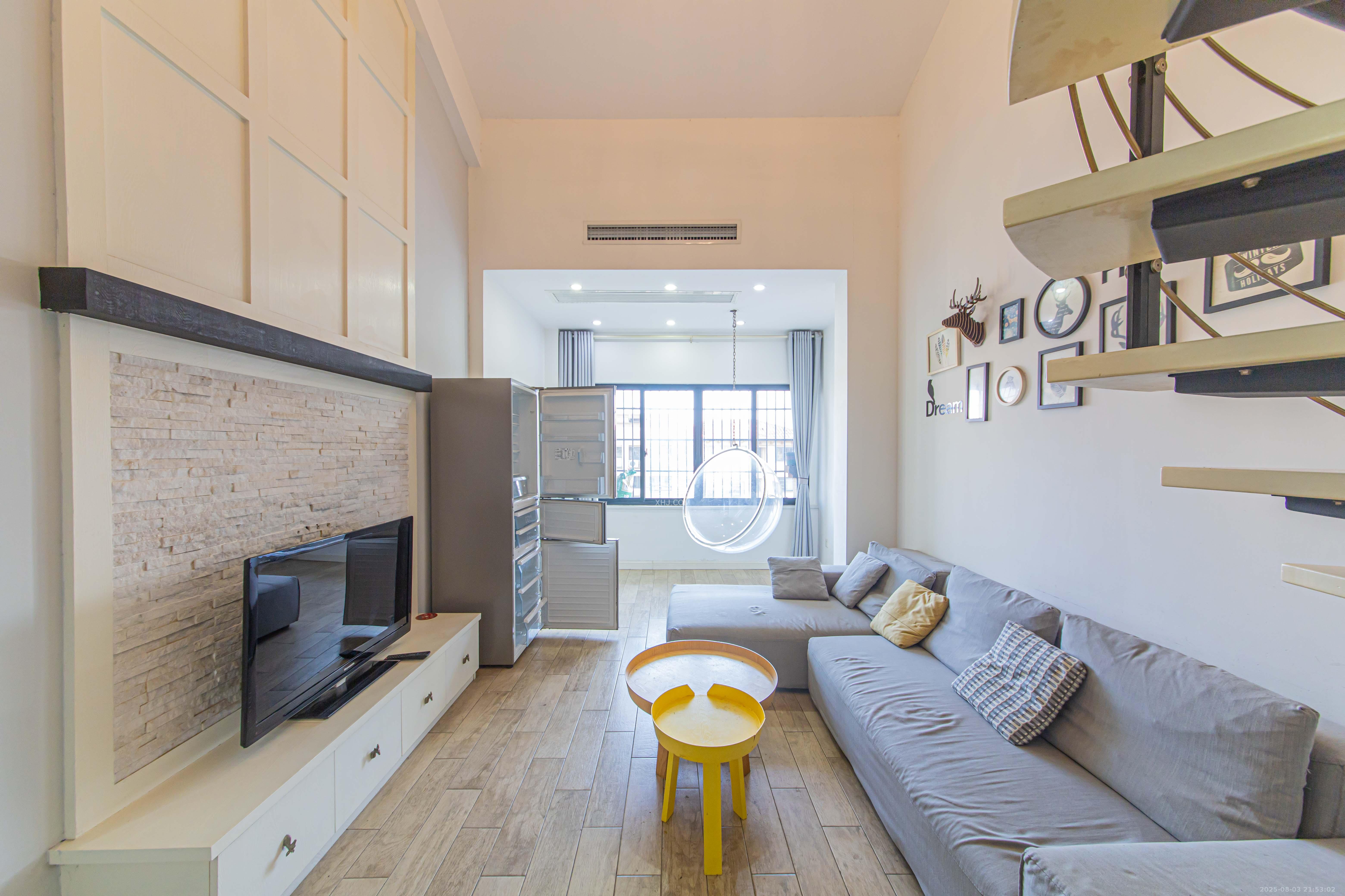 中建芙蓉嘉苑  4室2厅1卫    98.0万 中建芙蓉嘉苑  4室2厅1卫    98.0万客厅