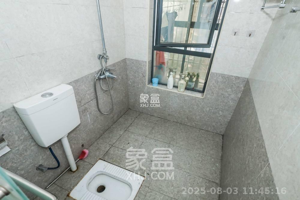 保利麓谷林语C区  4室2厅2卫    4000.0元/月室内图