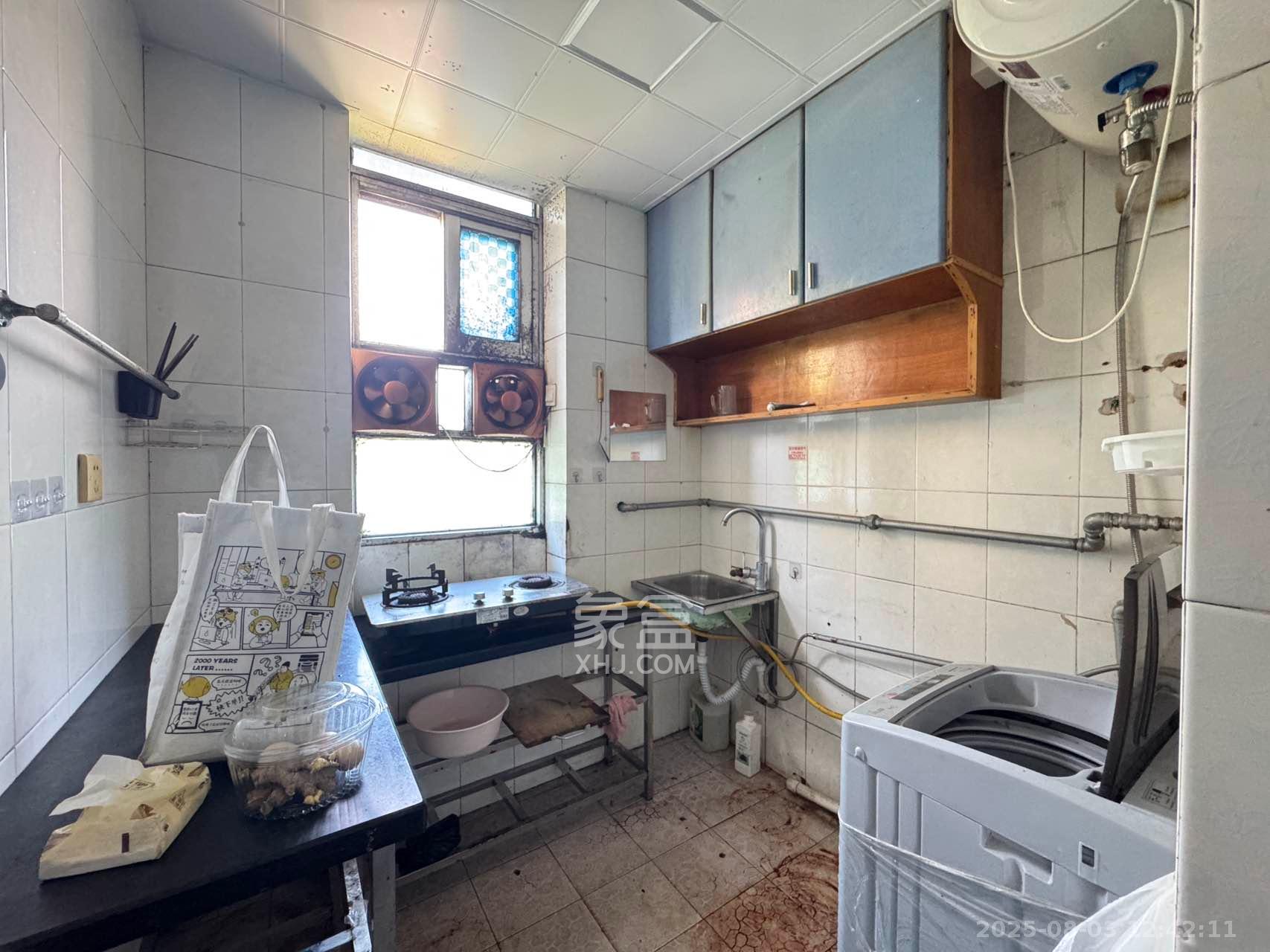 无线电厂宿舍 2室1厅1卫 1000.0元/月 无线电厂宿舍 2室1厅1卫 1000.0元/月室内图