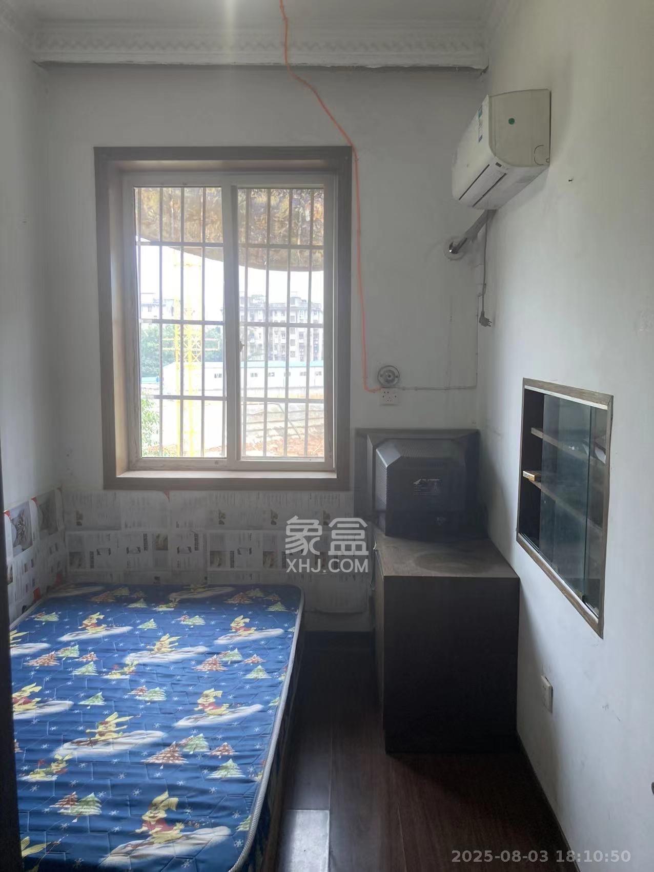 羽毛厂宿舍 2室2厅1卫 1200.0元/月 羽毛厂宿舍 2室2厅1卫 1200.0元/月室内图