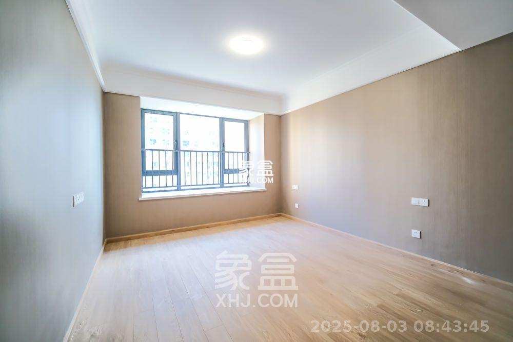 运达锦绣广场 3室2厅2卫 2800.0元/月 运达锦绣广场 3室2厅2卫 2800.0元/月室内图