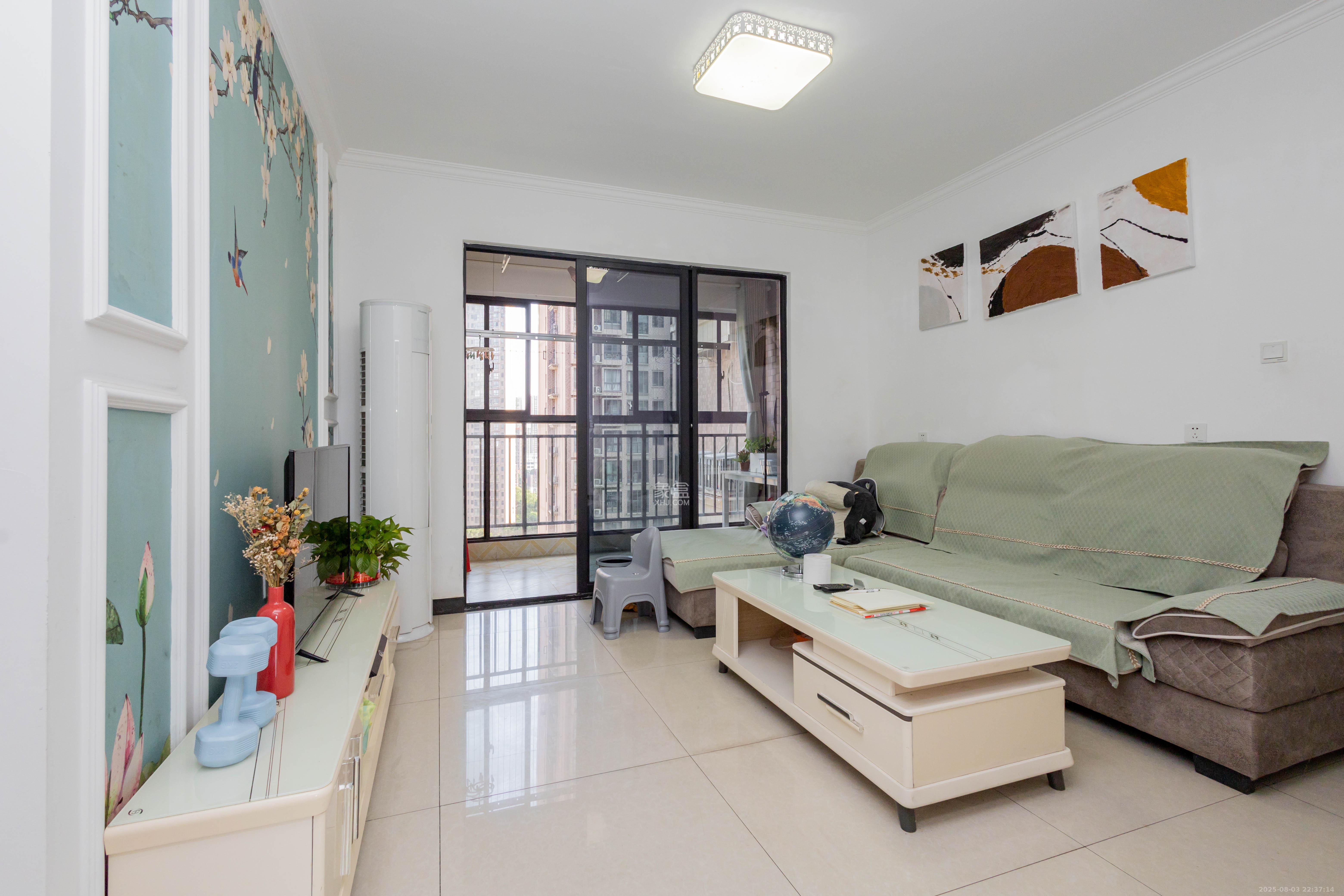 康桥长郡 4室2厅2卫 69.8万 康桥长郡 4室2厅2卫 69.8万客厅