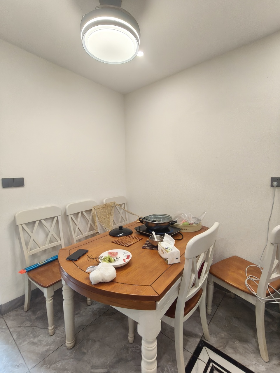 凤桐雅苑  2室2厅1卫   105.00万室内图