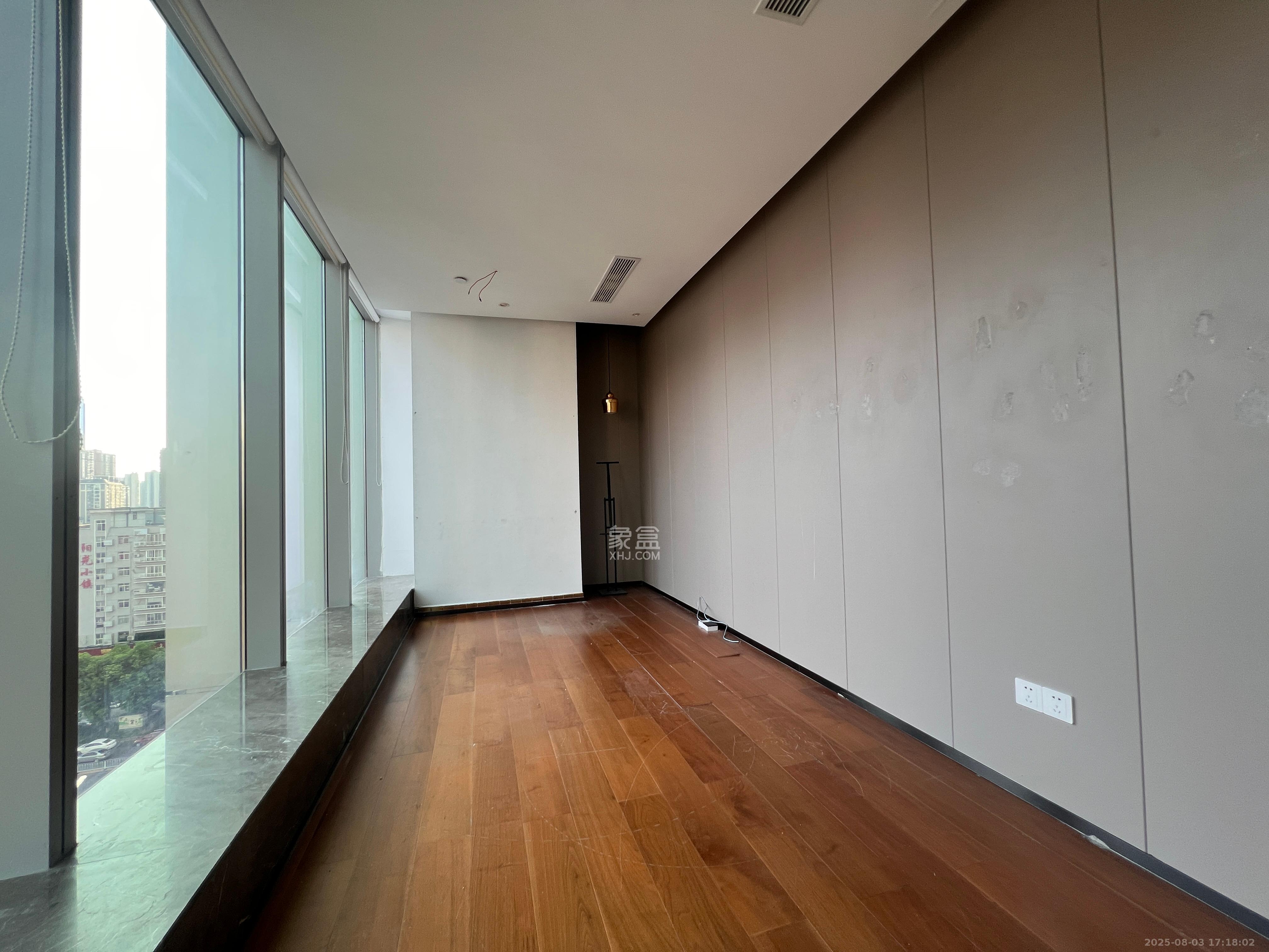 万博汇   137.53㎡      8000.0元/月室内图