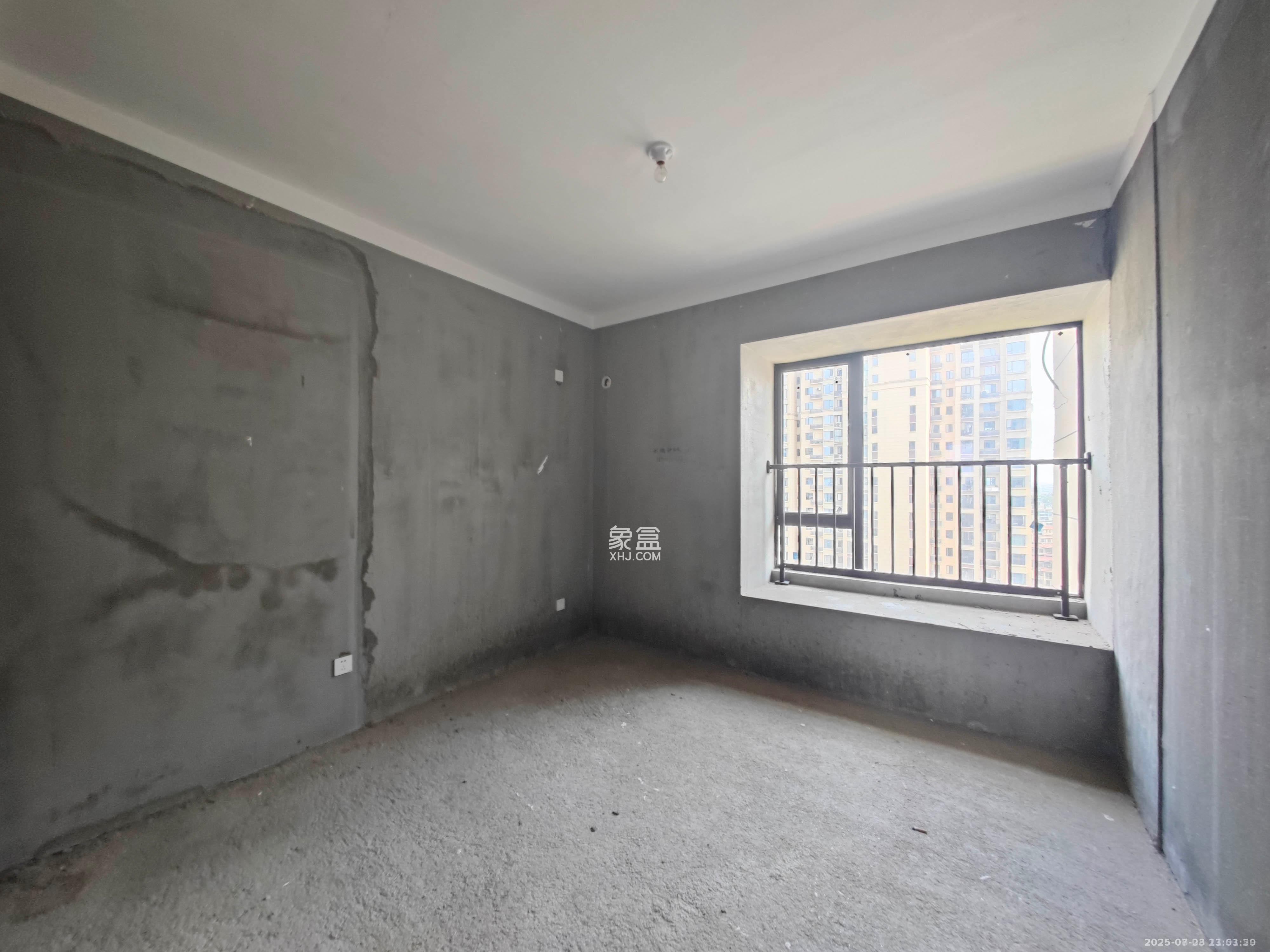 长房明宸府 3室2厅2卫 90.0万 长房明宸府 3室2厅2卫 90.0万卧室