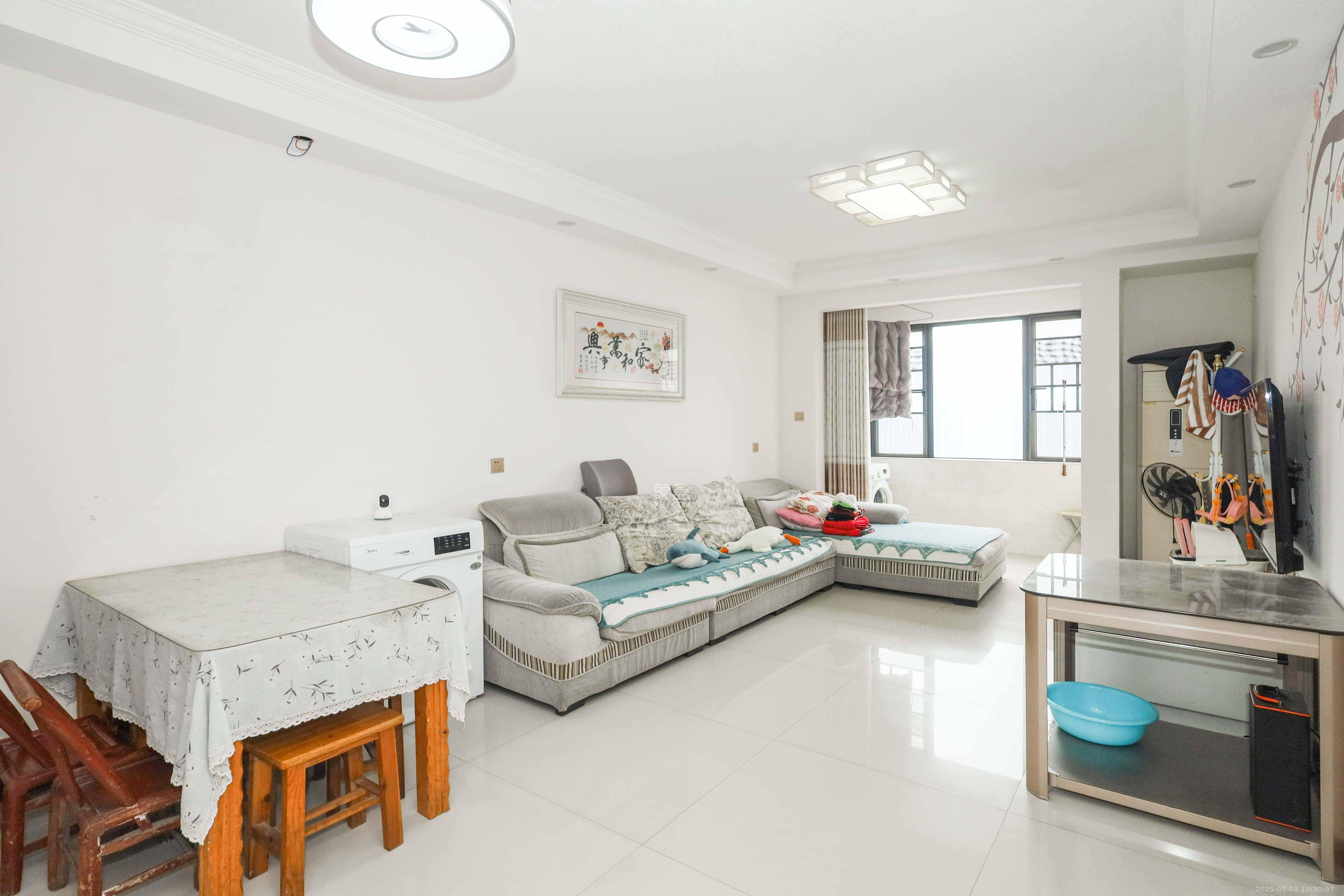 中国铁建梅溪青秀一期  3室1厅2卫    2400.0元/月 中国铁建梅溪青秀一期  3室1厅2卫    2400.0元/月室内图