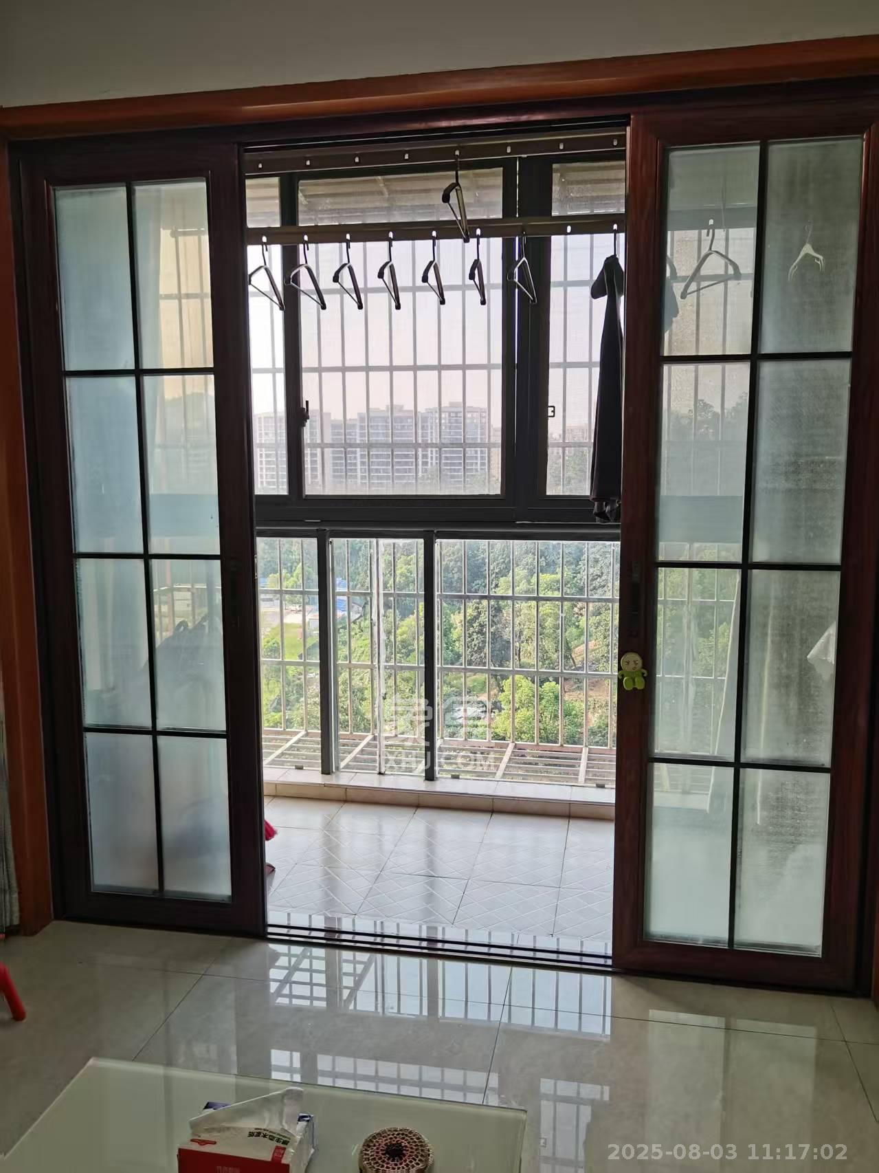 联美品格 3室2厅1卫 2000.0元/月 联美品格 3室2厅1卫 2000.0元/月室内图