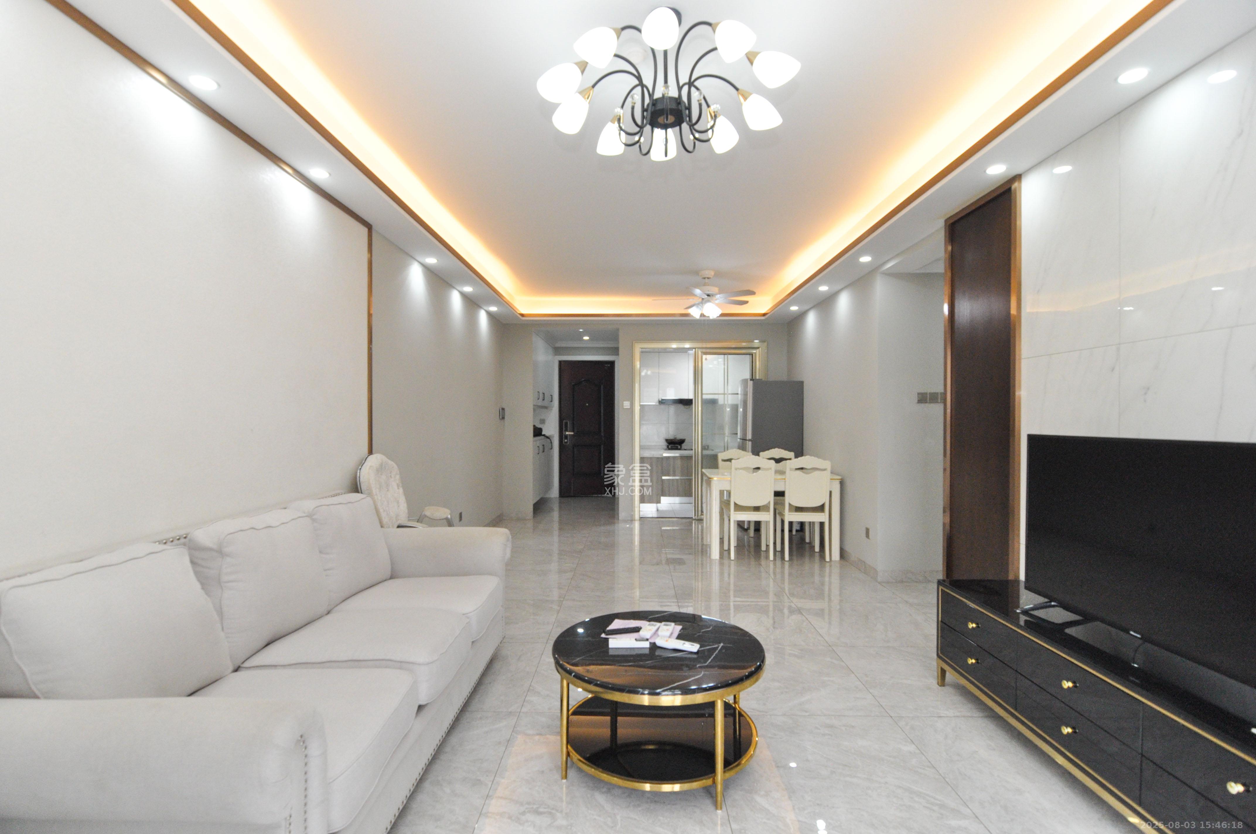 卓越浅水湾  3室2厅2卫    118.0万其他