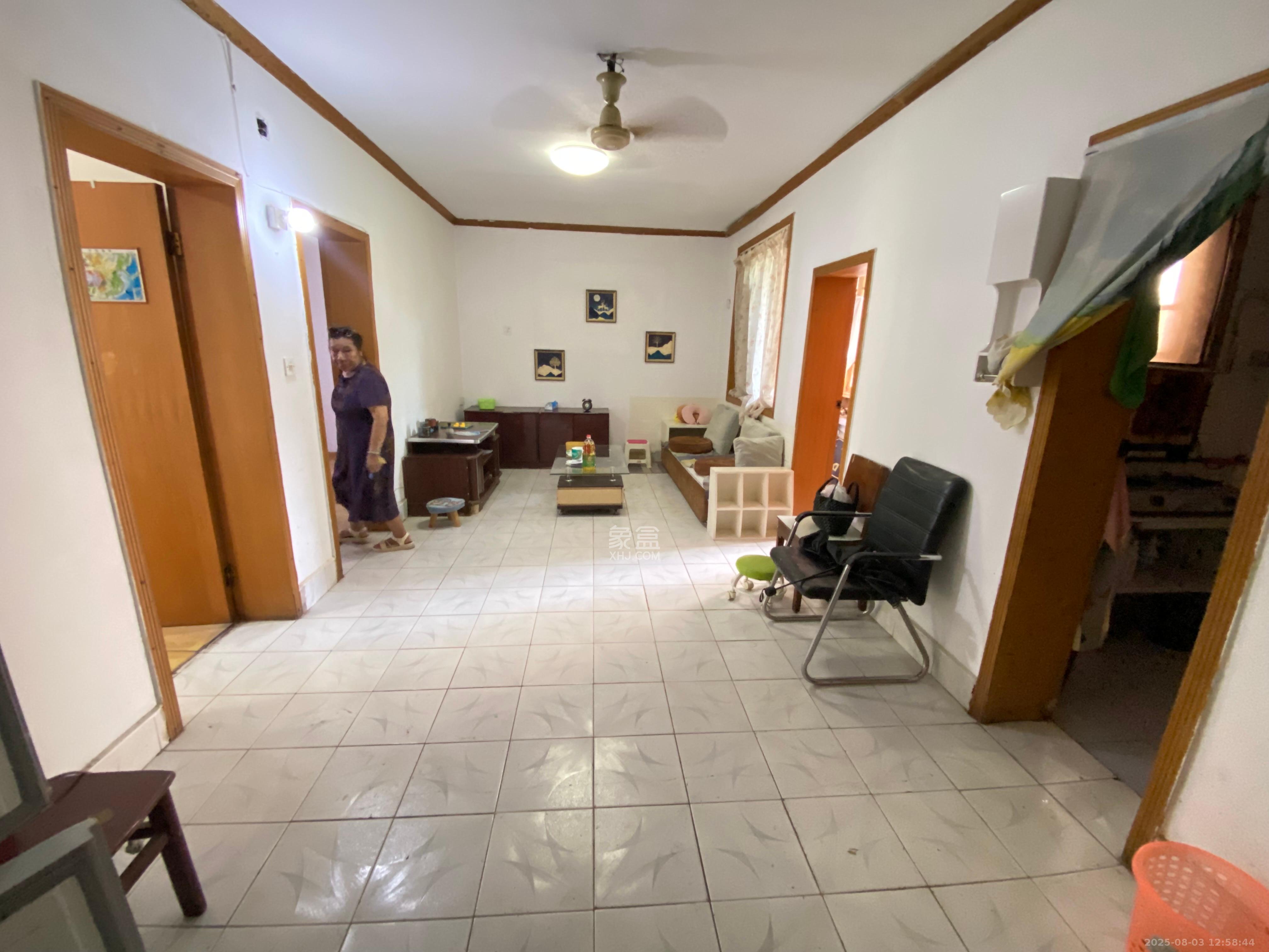 省林勘院  2室1厅1卫    1600.0元/月 省林勘院  2室1厅1卫    1600.0元/月