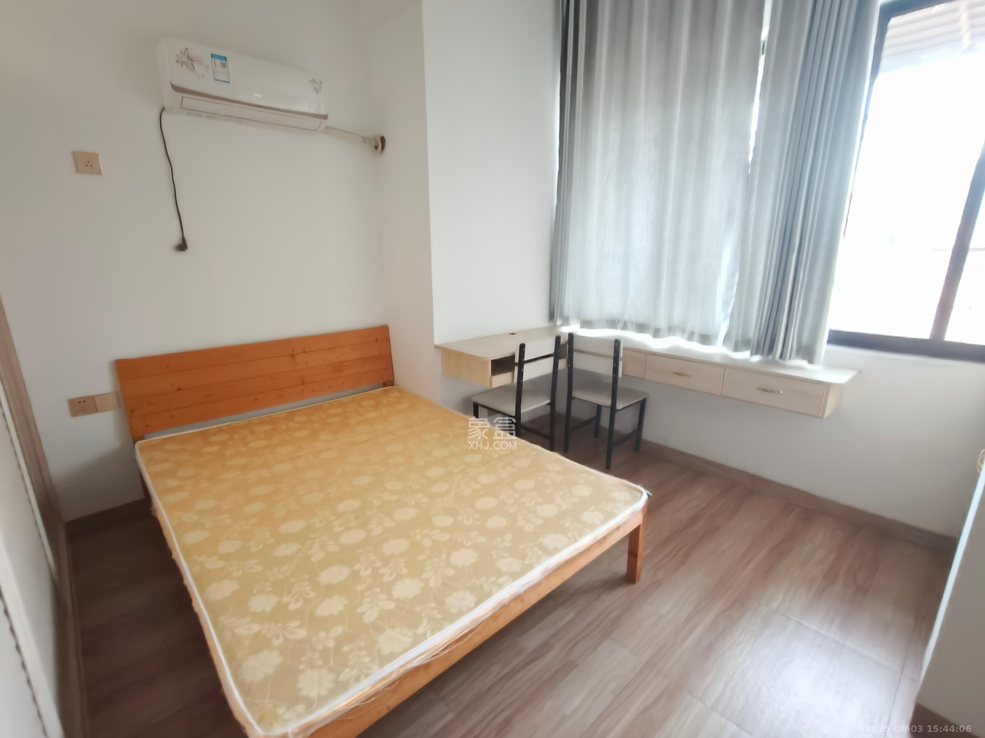 山水金庭  2室1厅1卫    800.0元/月 山水金庭  2室1厅1卫    800.0元/月室内图