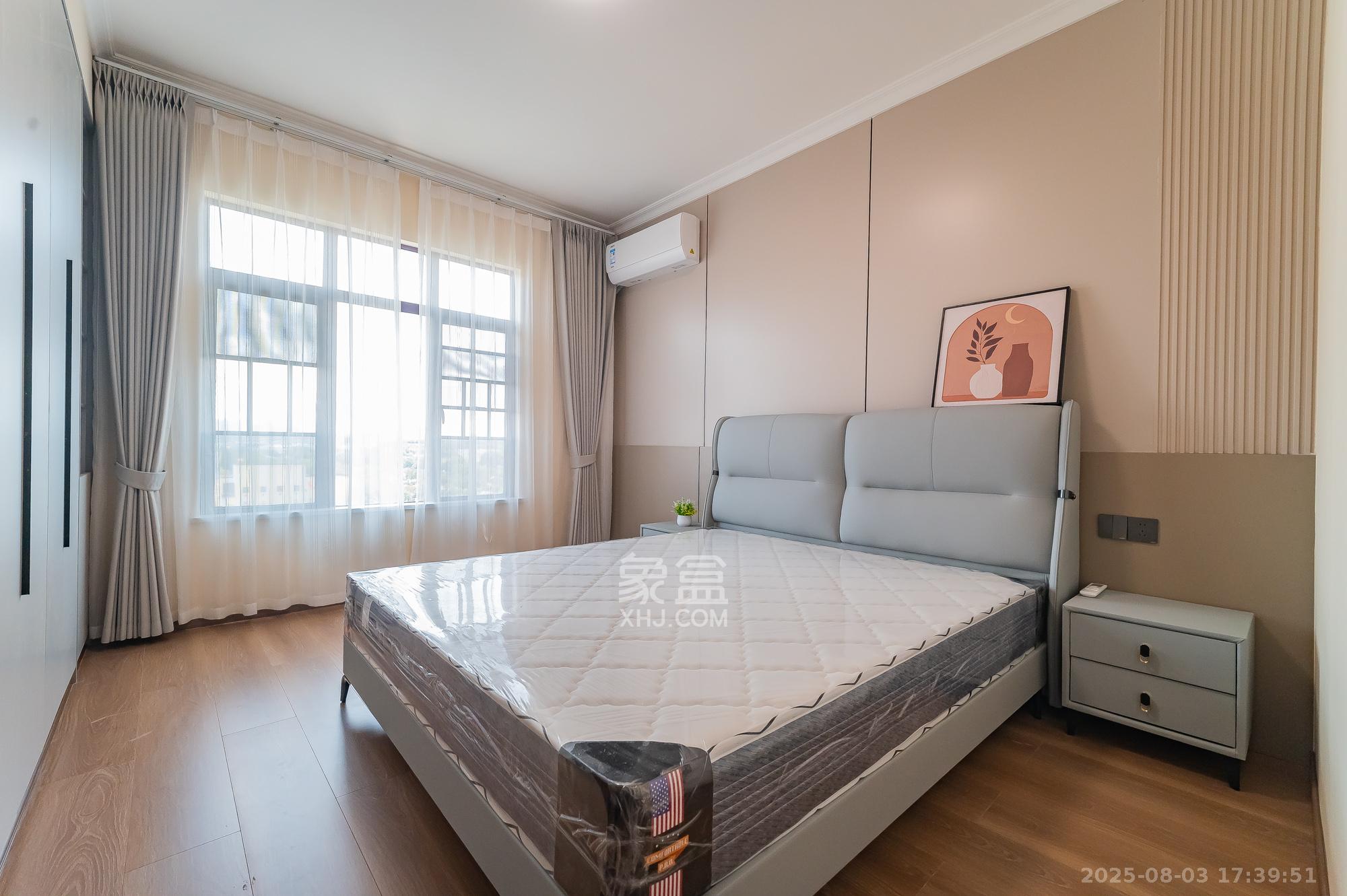 鹏基诺亚山林  3室1厅2卫    91.8万卧室