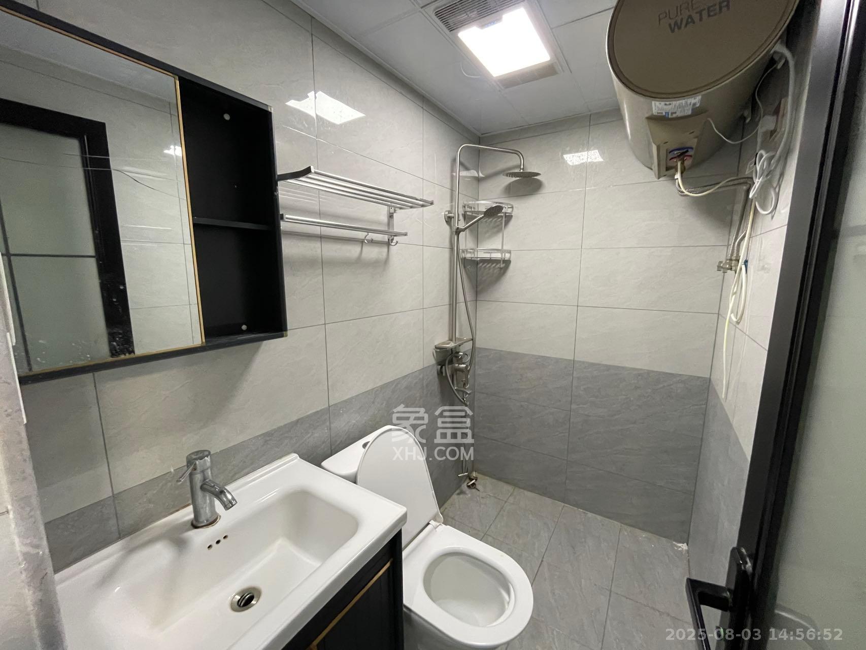 复地星光天地 1室0厅0卫 2800.0元/月 复地星光天地 1室0厅0卫 2800.0元/月室内图