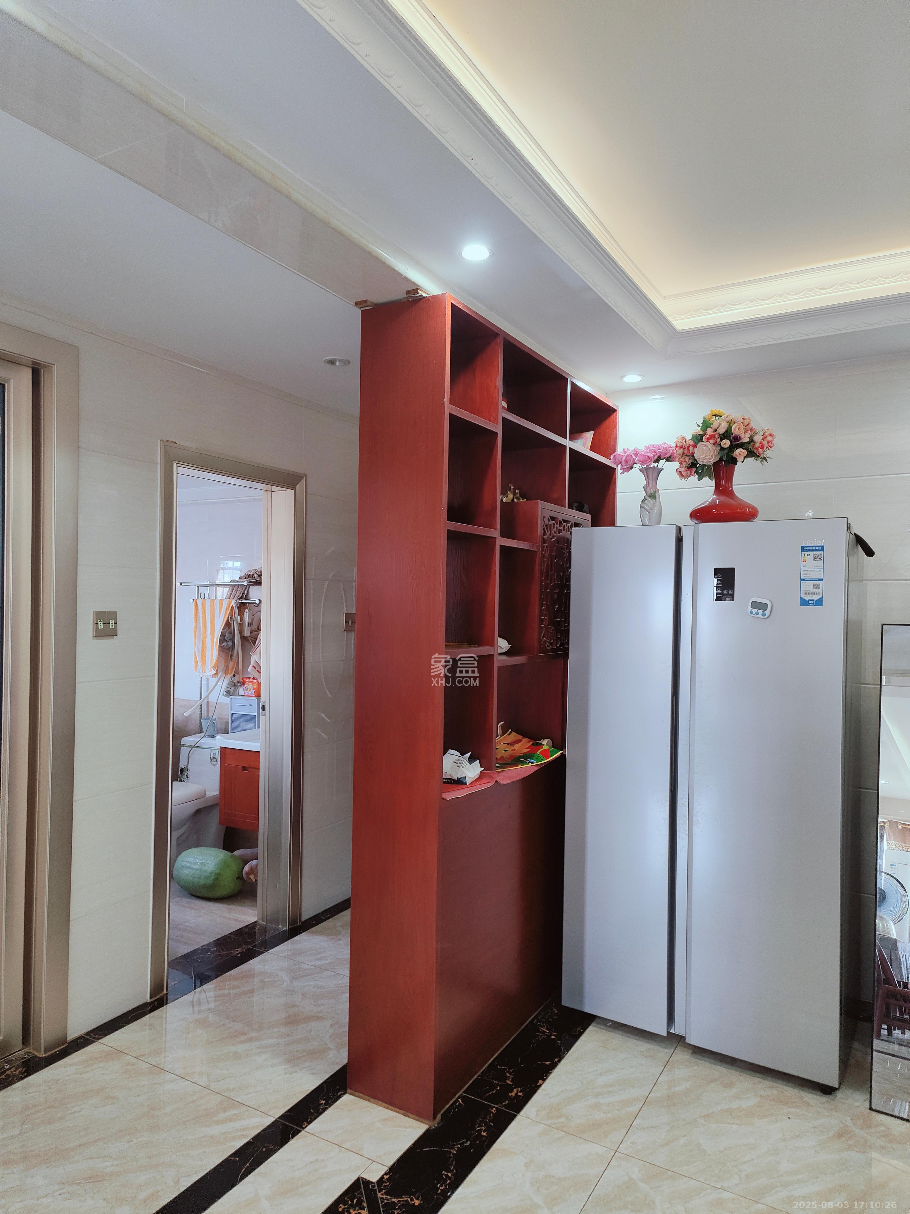 奥莱名邸 3室2厅2卫 3200.0元/月 奥莱名邸 3室2厅2卫 3200.0元/月室内图