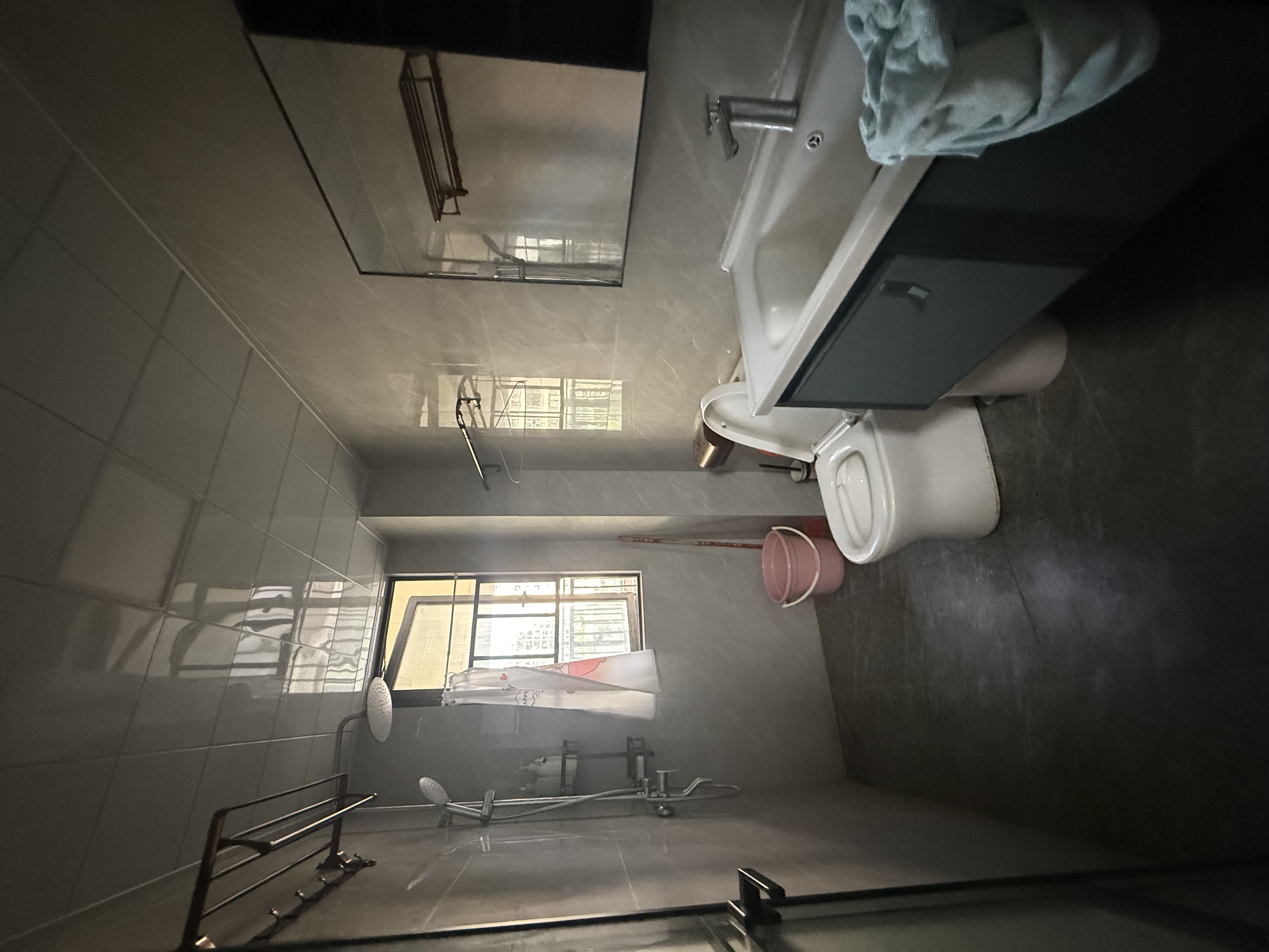 酃湖书院 3室2厅2卫 2500.0元/月 酃湖书院 3室2厅2卫 2500.0元/月室内图