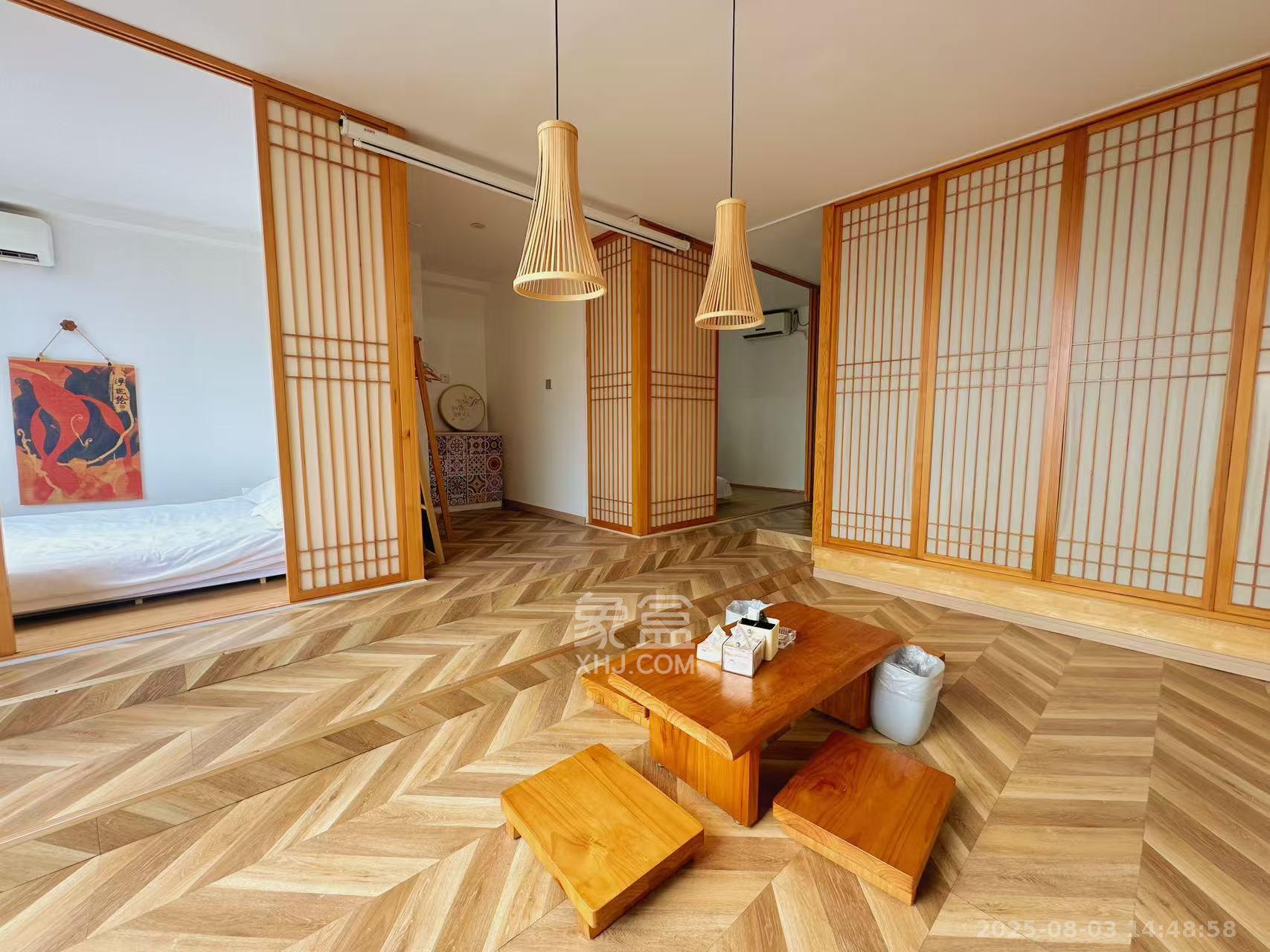 三角花园星城  3室2厅1卫    2500.0元/月 三角花园星城  3室2厅1卫    2500.0元/月室内图