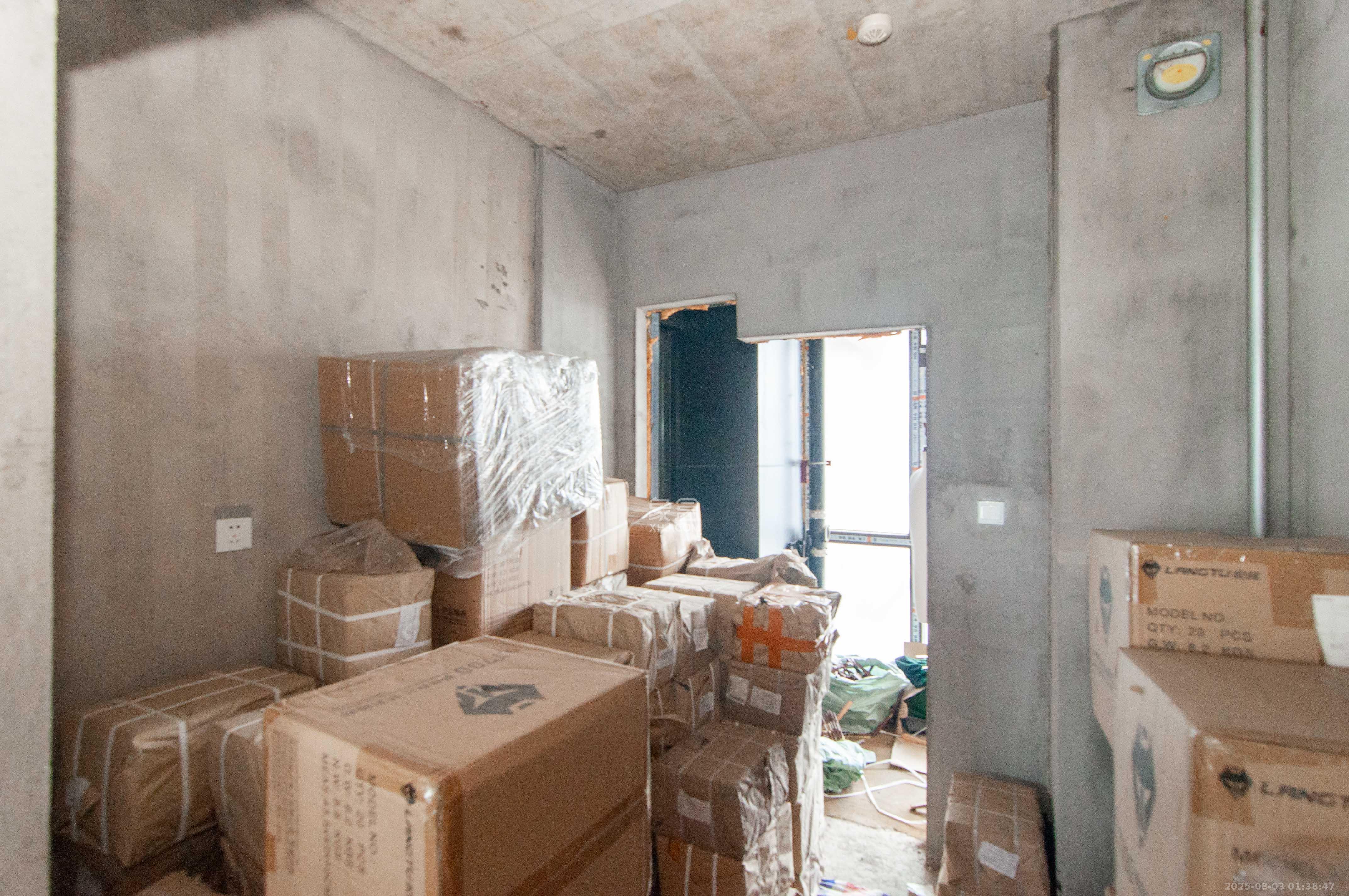 天祥水晶湾  4室2厅2卫    230.0万 天祥水晶湾  4室2厅2卫    230.0万其他