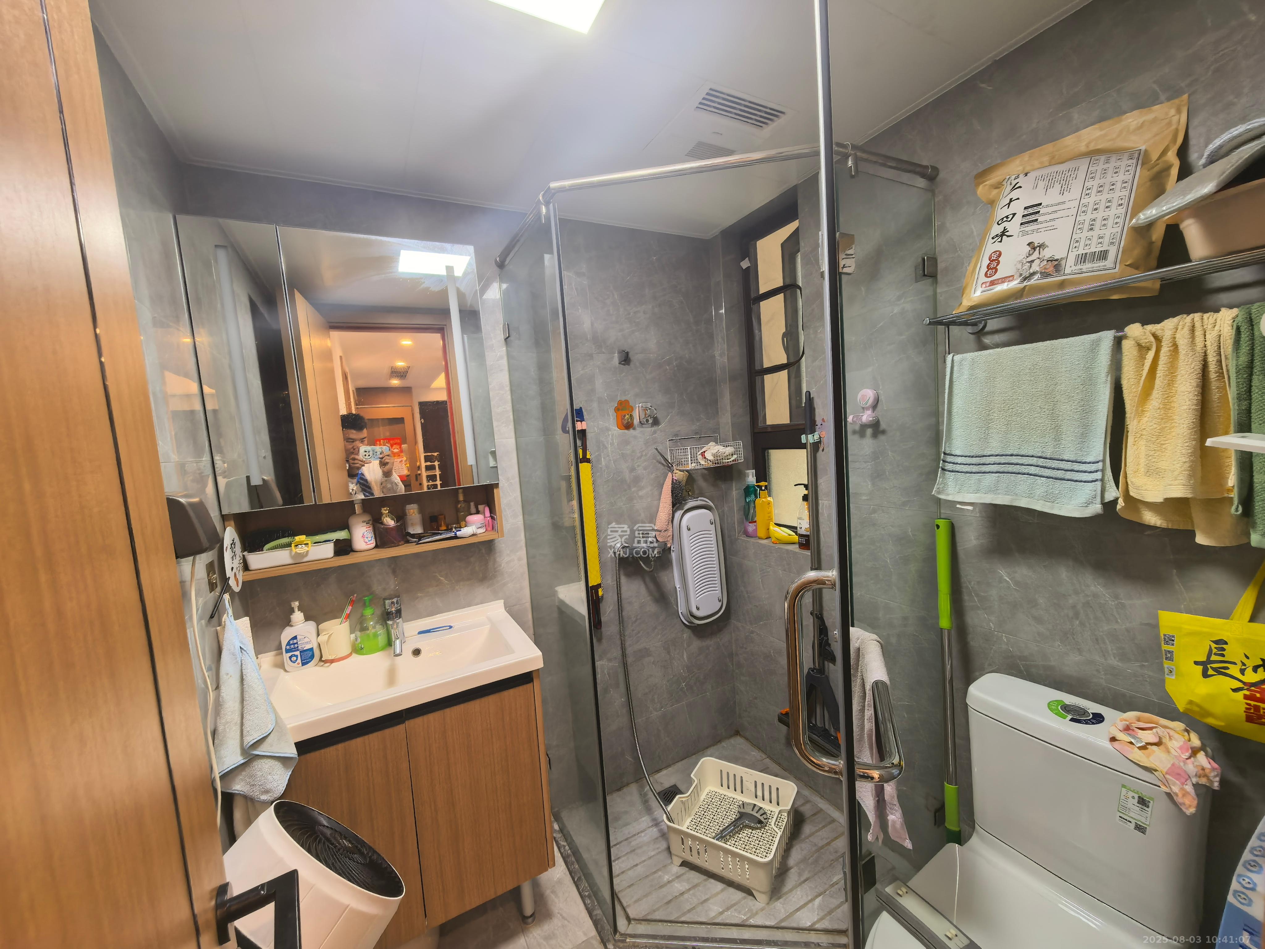 卓越江岸 4室2厅2卫 5500.0元/月 卓越江岸 4室2厅2卫 5500.0元/月室内图