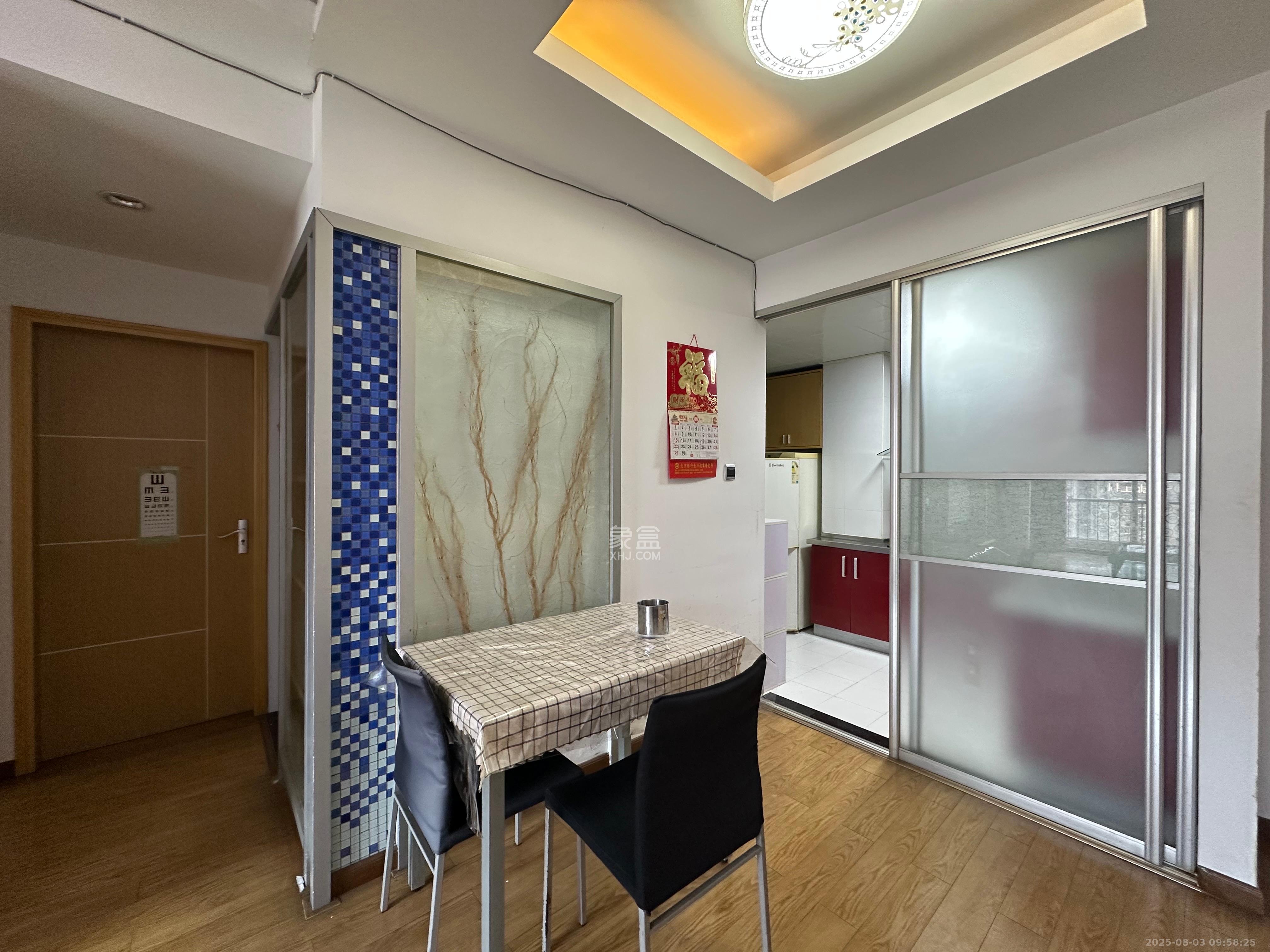 欧园 2室2厅1卫 2500.0元/月 欧园 2室2厅1卫 2500.0元/月室内图