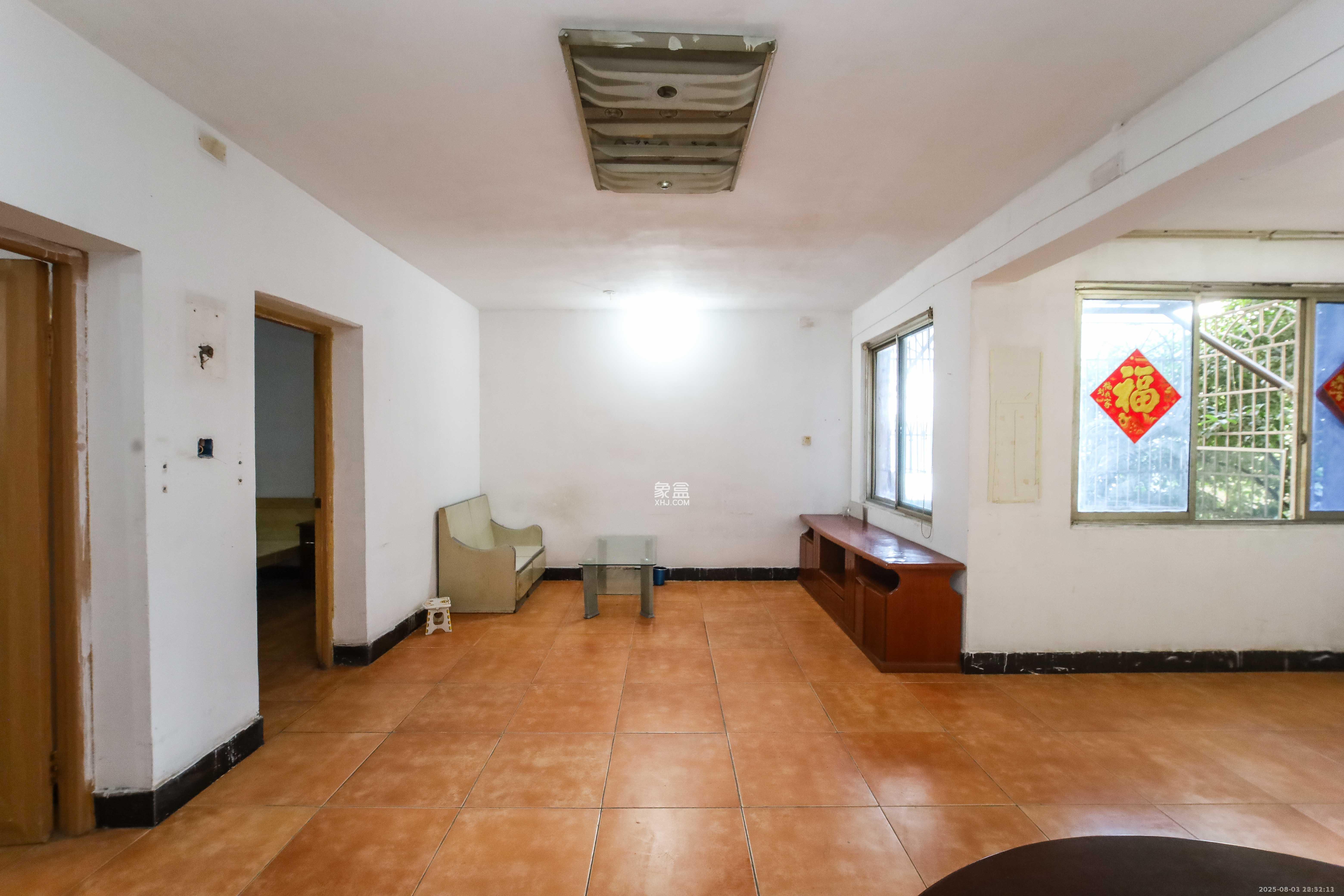 紫薇路鸿基公寓  2室2厅1卫    1600.0元/月 紫薇路鸿基公寓  2室2厅1卫    1600.0元/月室内图