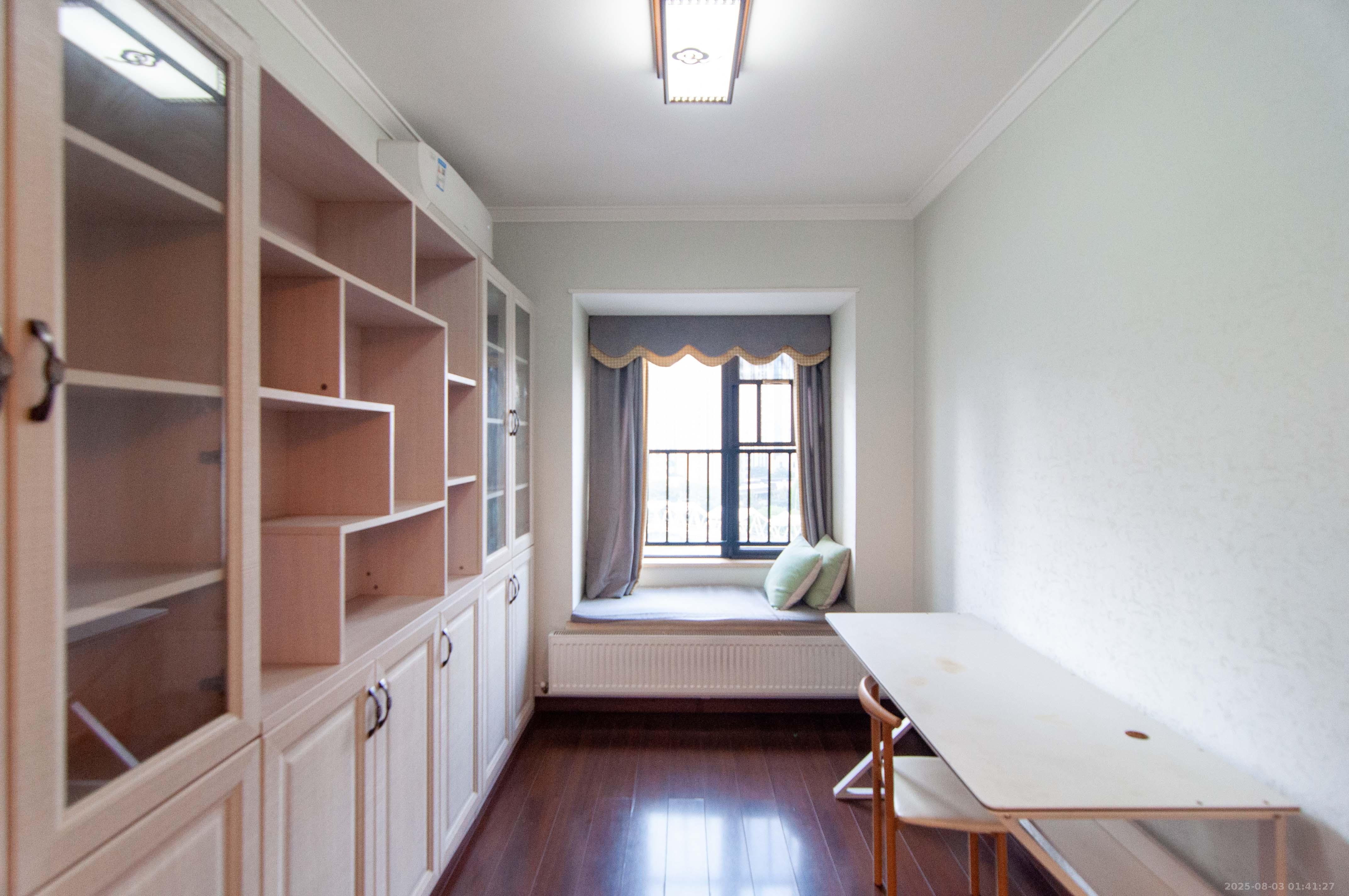 万科里梅溪郡 4室2厅2卫 225.0万 万科里梅溪郡 4室2厅2卫 225.0万其他