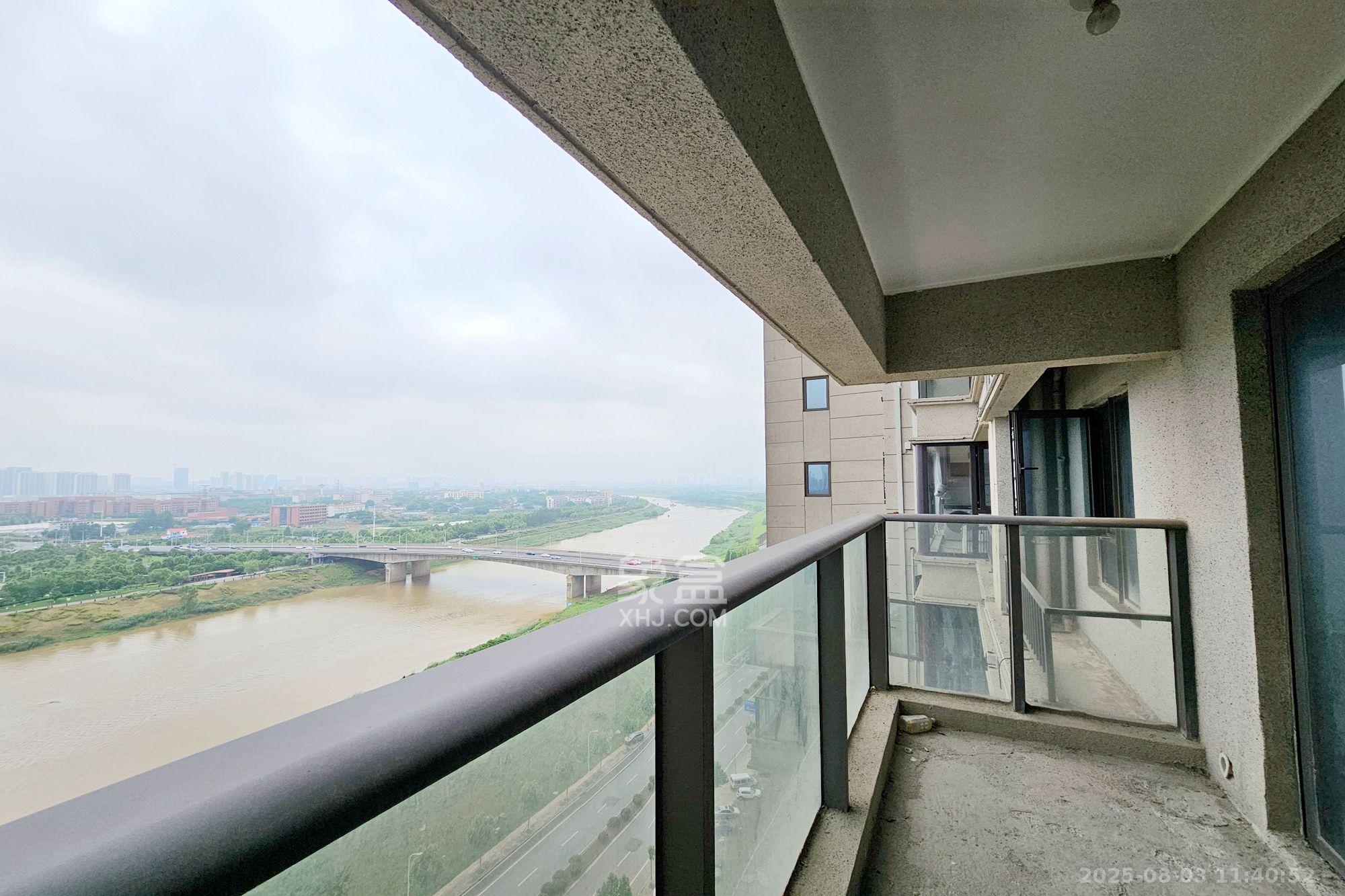 阳光城尚东湾愉景苑  4室4厅2卫    1500.0元/月 阳光城尚东湾愉景苑  4室4厅2卫    1500.0元/月室内图1