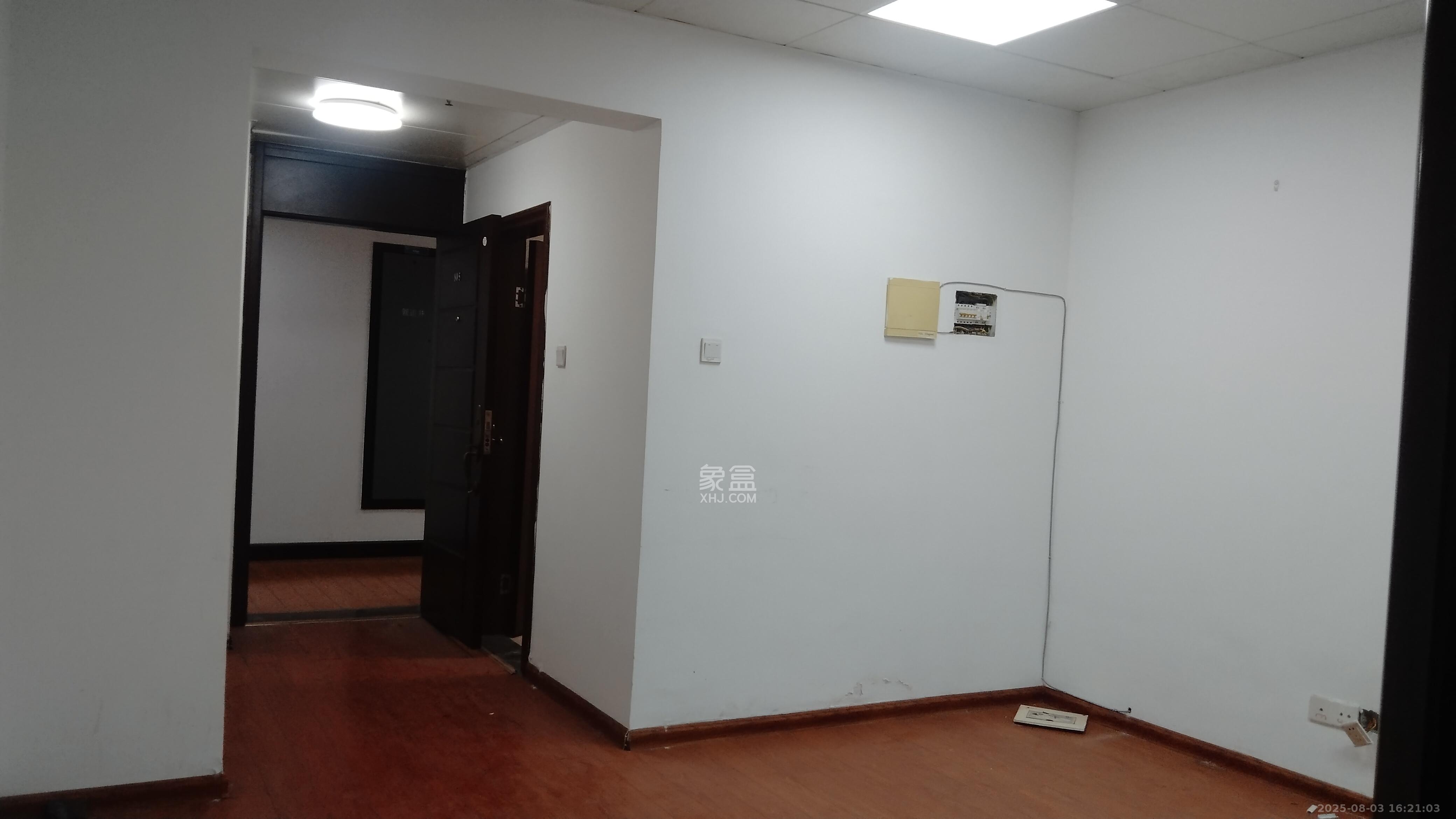 标志商务中心 1室1厅1卫 1100.0元/月 标志商务中心 1室1厅1卫 1100.0元/月室内图