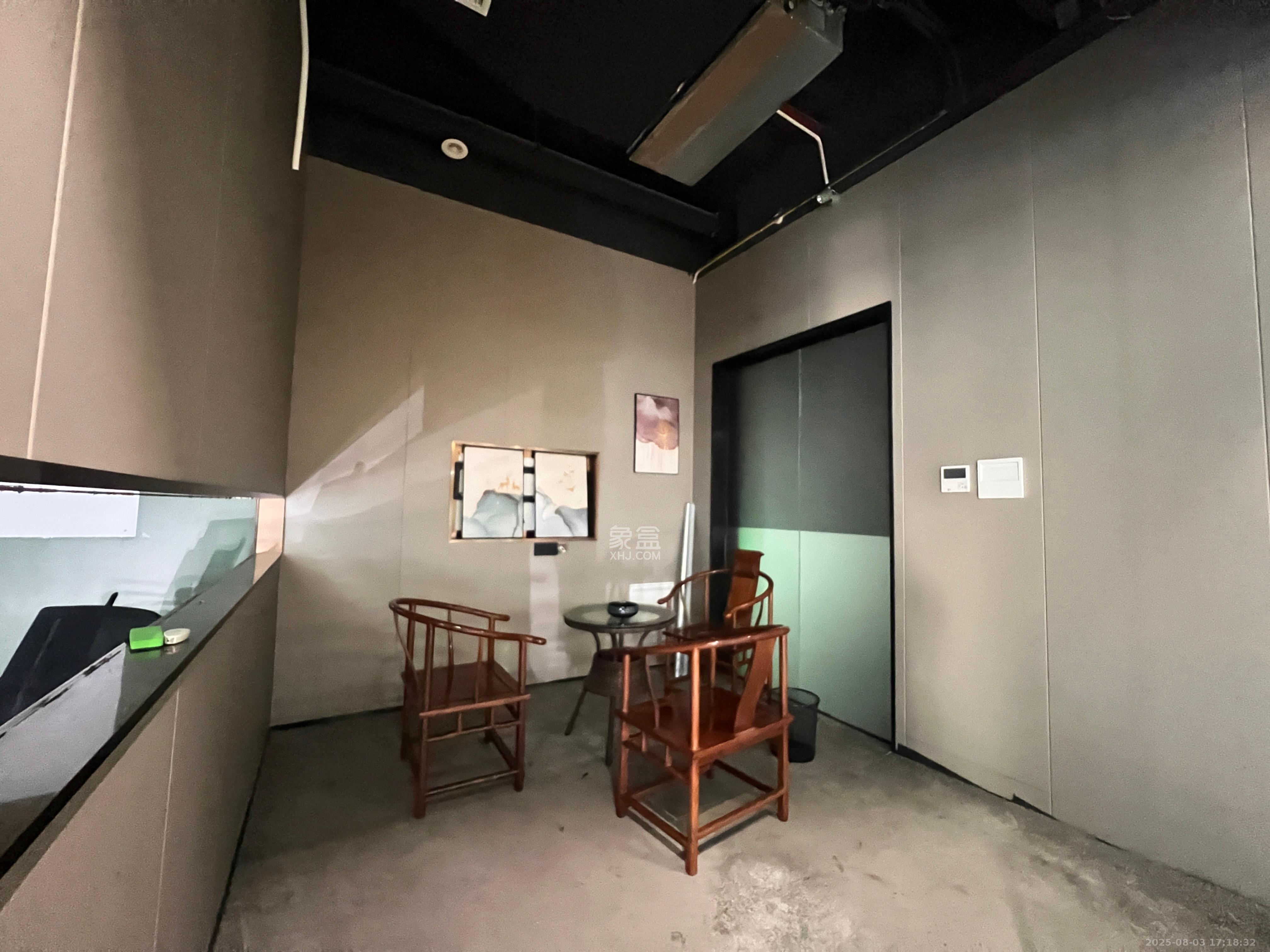 万博汇   137.53㎡      8000.0元/月室内图