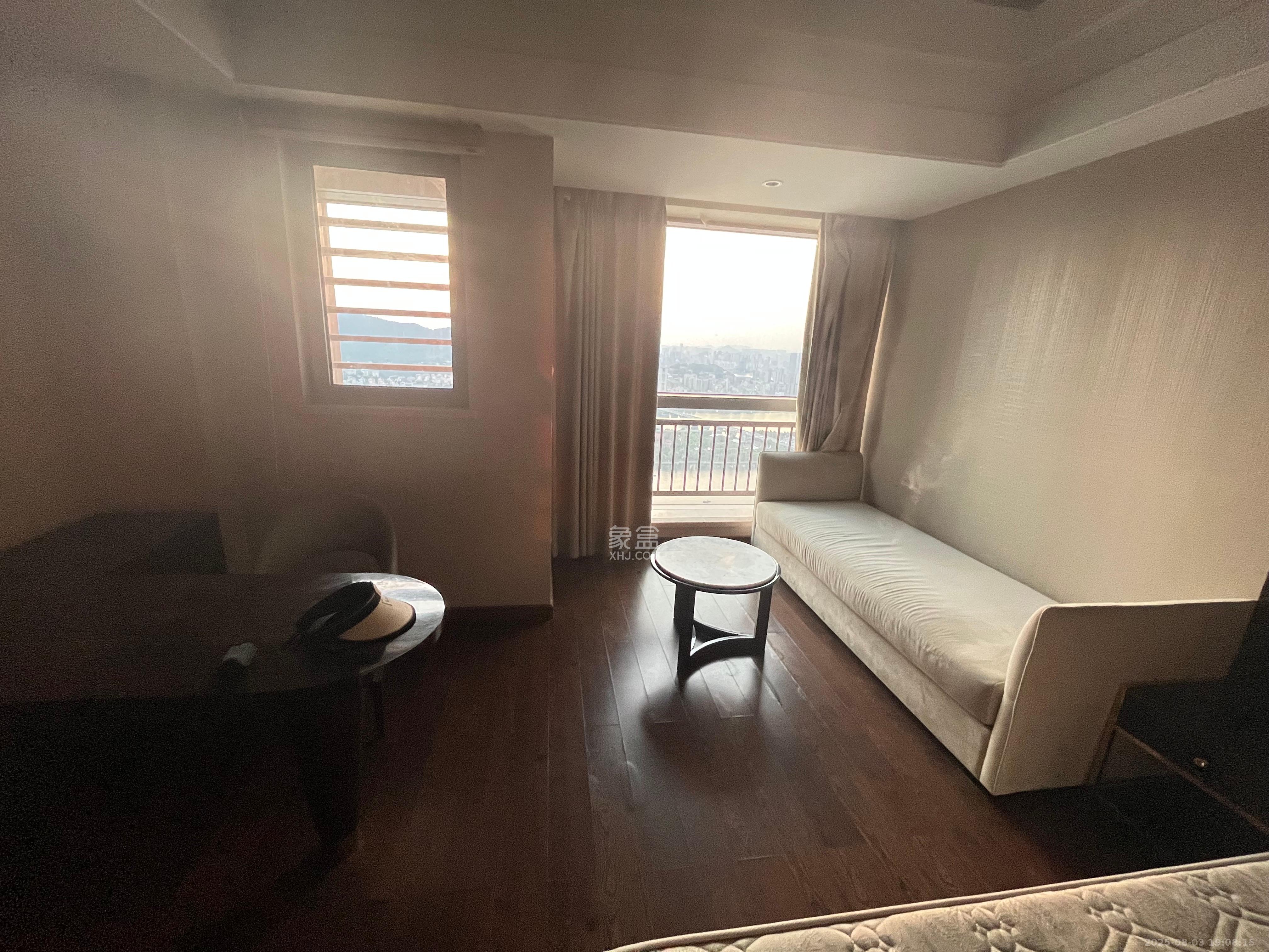 华远国际公寓  1室1厅1卫    3000.0元/月室内图