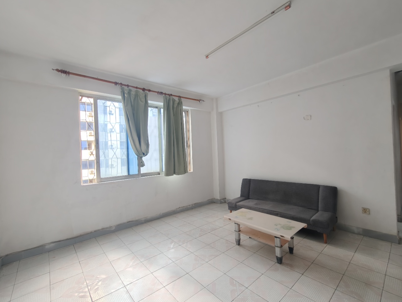 国科园小区 2室2厅1卫 1500.0元/月 国科园小区 2室2厅1卫 1500.0元/月室内图