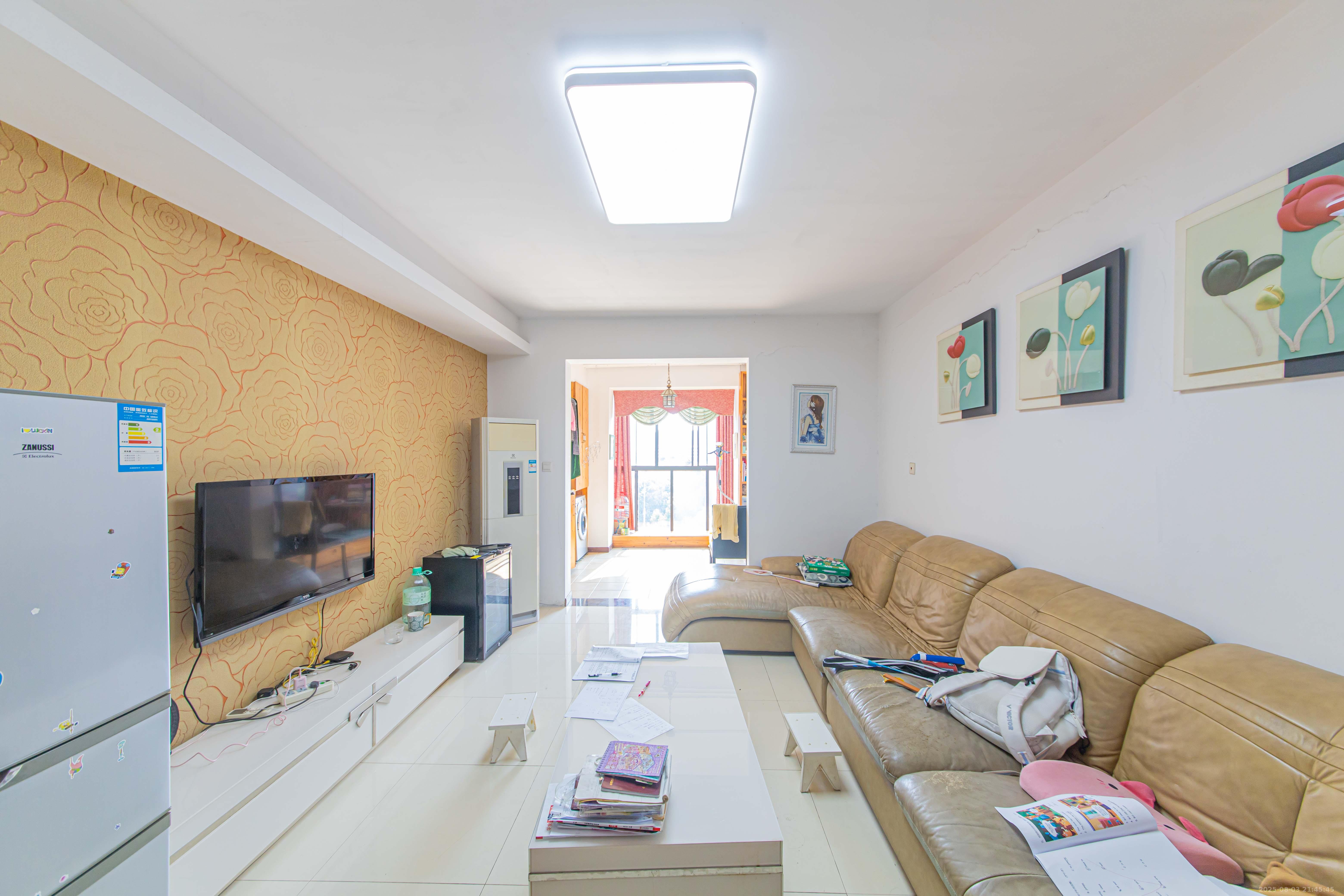 绿地公馆(绿地名邸)  2室2厅1卫    93.5万 绿地公馆(绿地名邸)  2室2厅1卫    93.5万