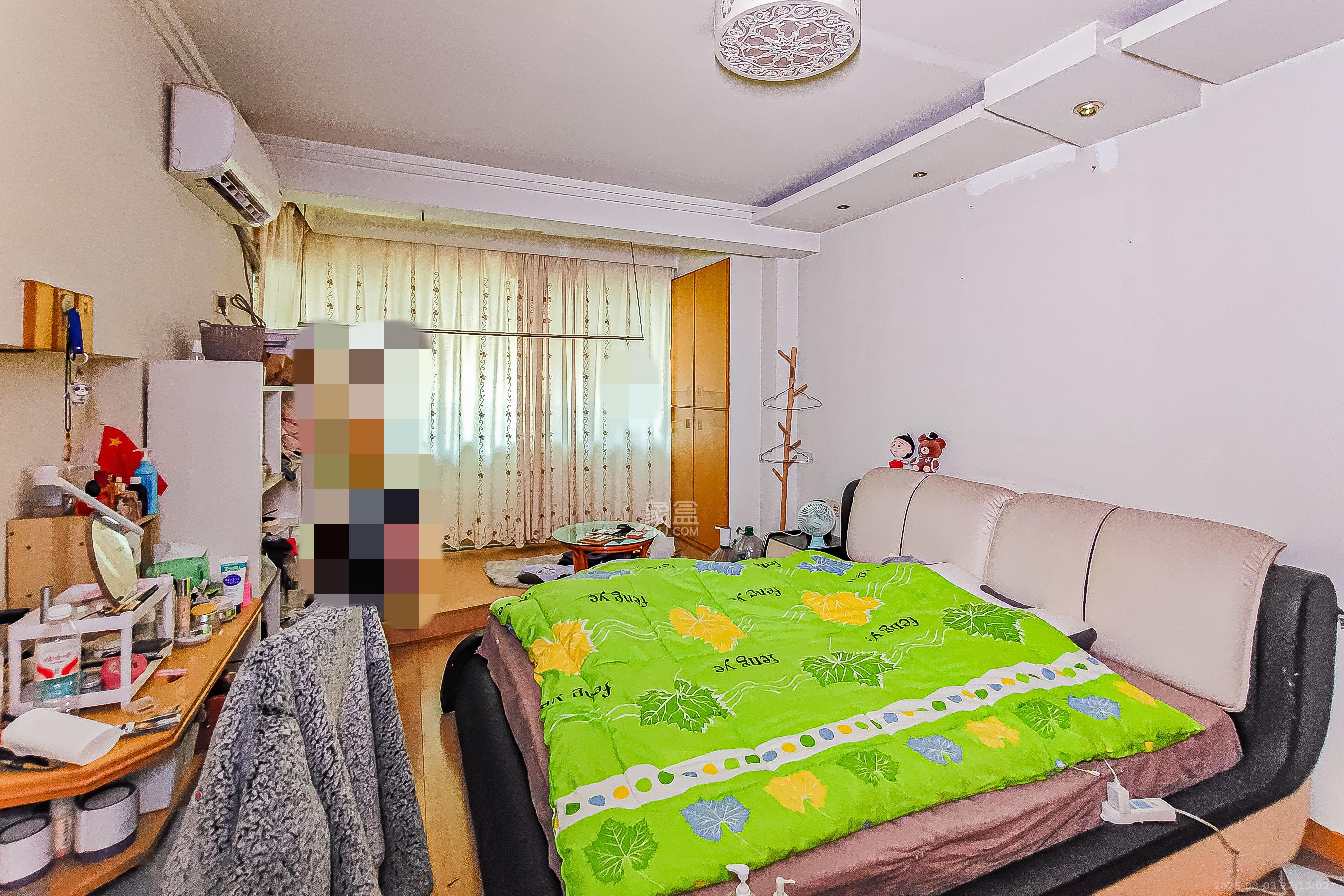 南建公寓 3室2厅1卫 75.0万 南建公寓 3室2厅1卫 75.0万卧室