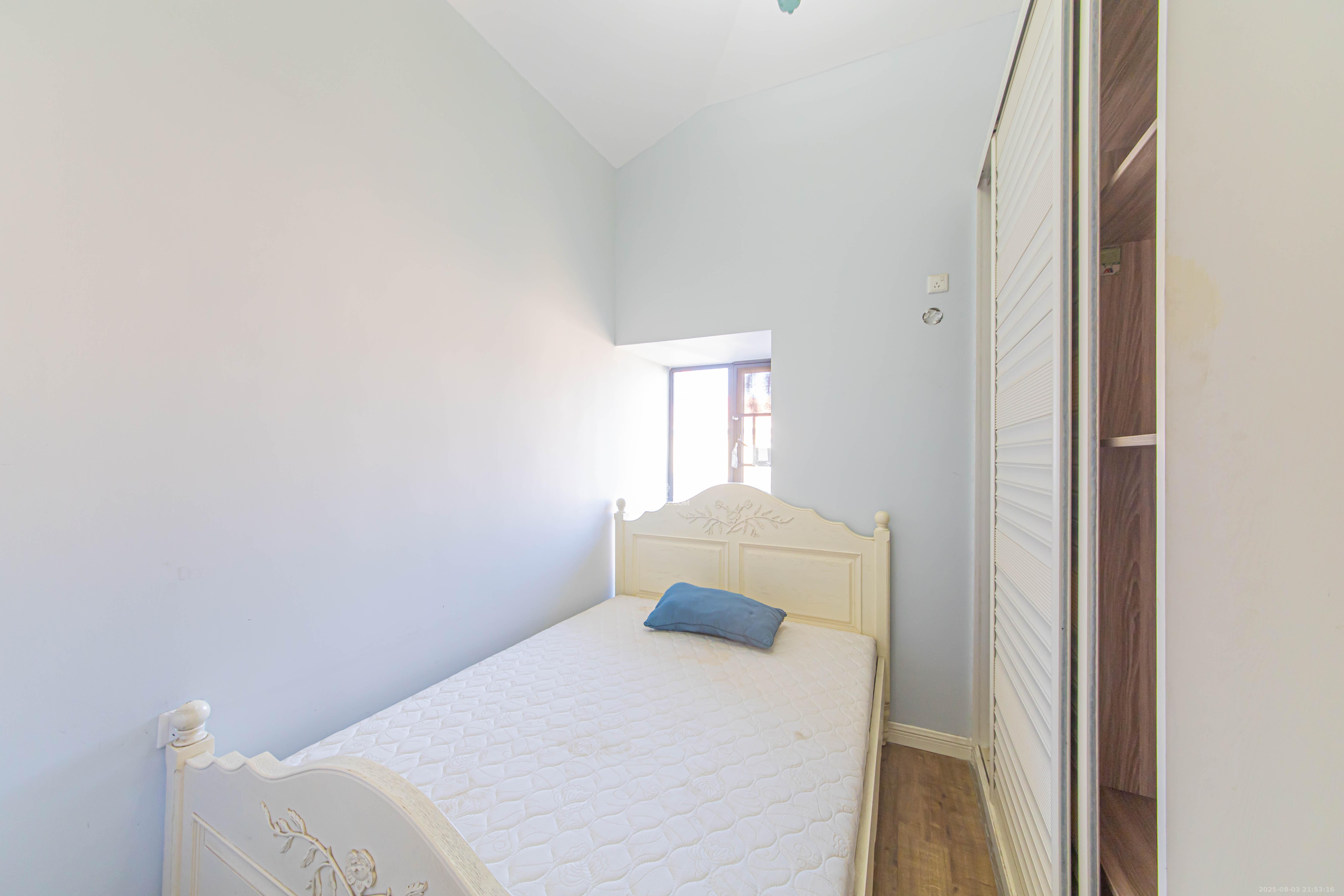 中建芙蓉嘉苑  4室2厅1卫    98.0万 中建芙蓉嘉苑  4室2厅1卫    98.0万卧室