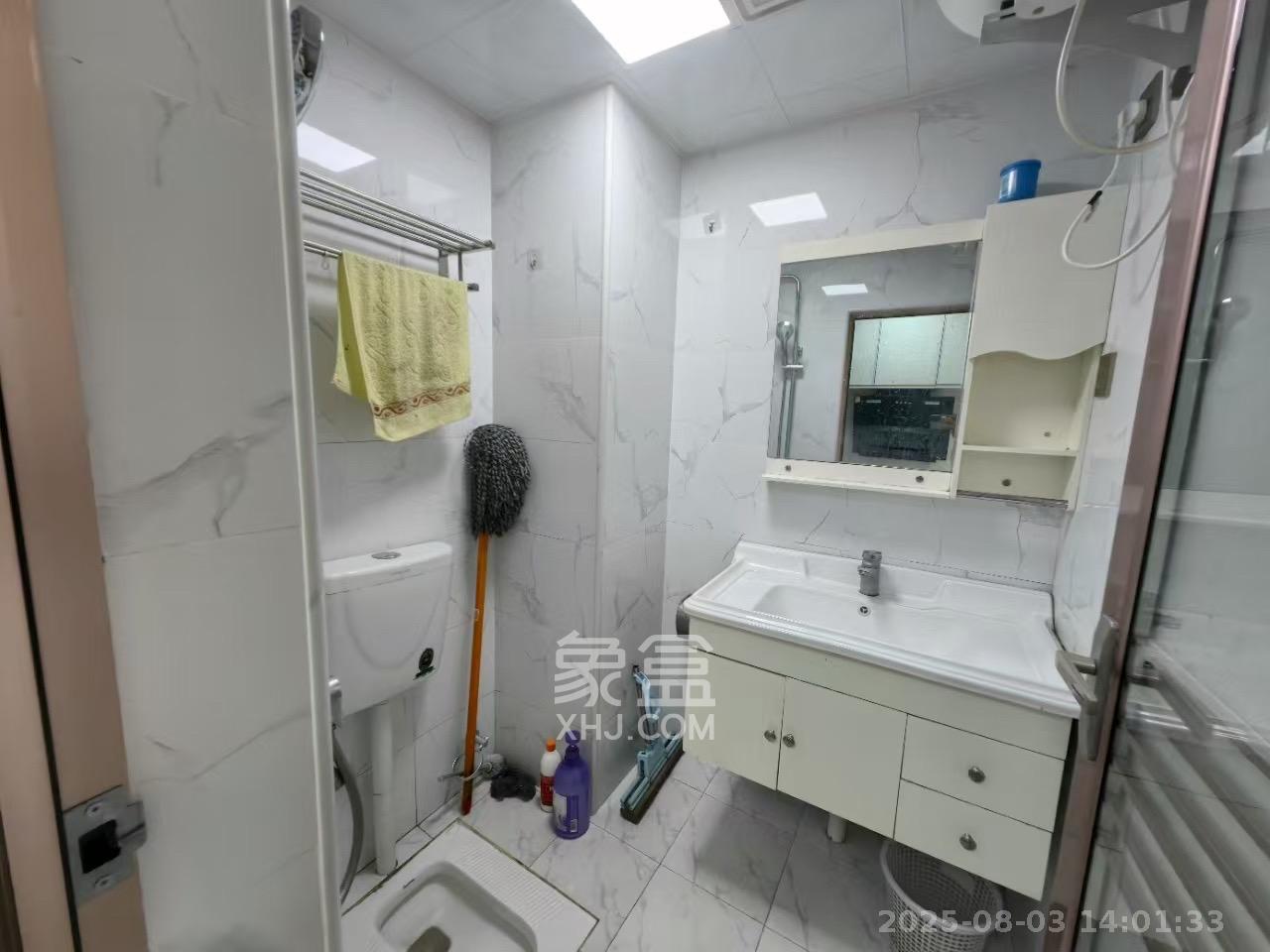 裕天国际商汇中心 1室1厅1卫 1500.0元/月 裕天国际商汇中心 1室1厅1卫 1500.0元/月室内图