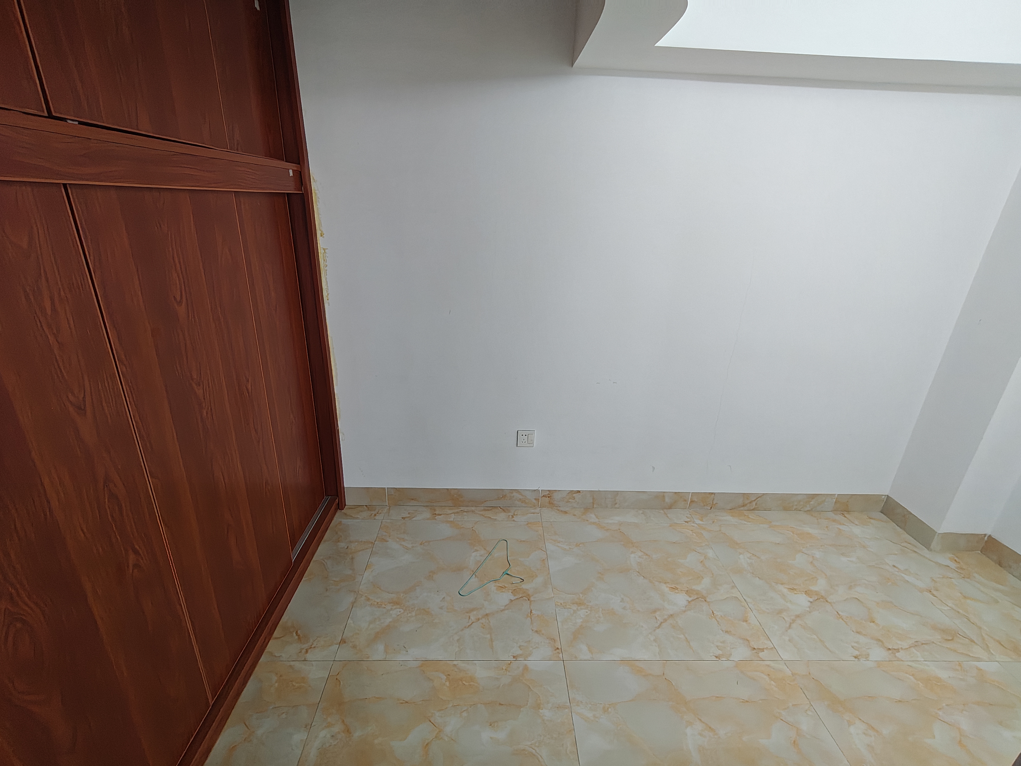 万达广场骏豪仕家(万达公馆)  1室1厅1卫    1400.0元/月 万达广场骏豪仕家(万达公馆)  1室1厅1卫    1400.0元/月室内图