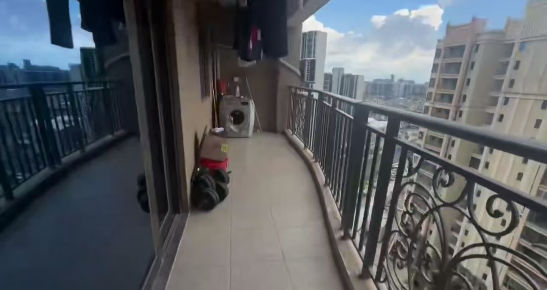 天鹅湾 3室2厅2卫 285.0万 天鹅湾 3室2厅2卫 285.0万室内图