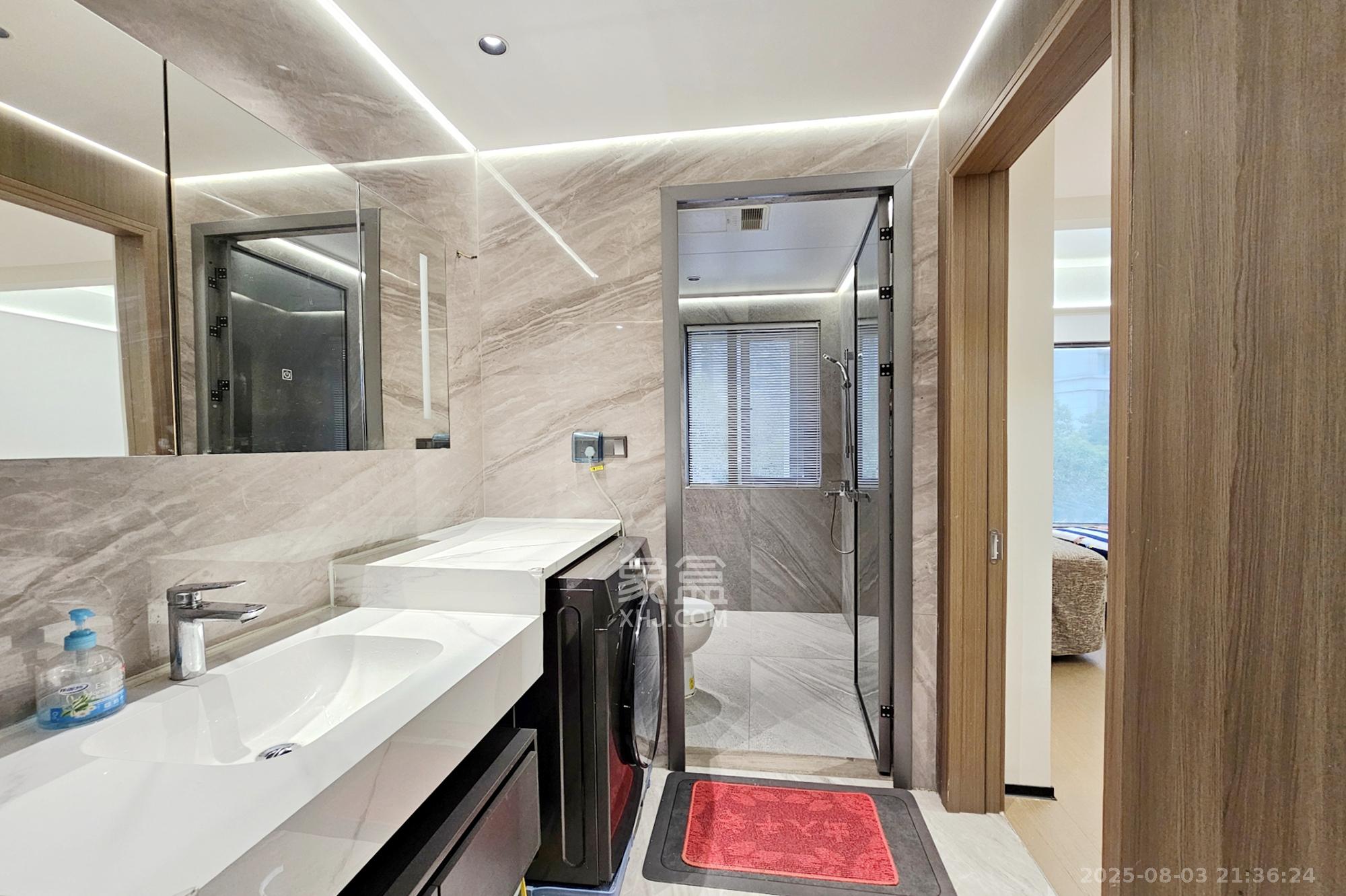 阳光城尚东湾凌云府  4室2厅2卫    188.0万卫生间