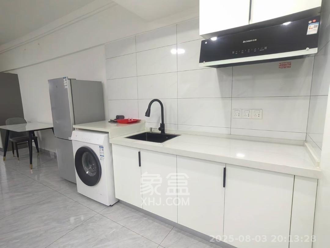 东方公寓 1室1厅1卫 1800.00元/月 东方公寓 1室1厅1卫 1800.00元/月室内图