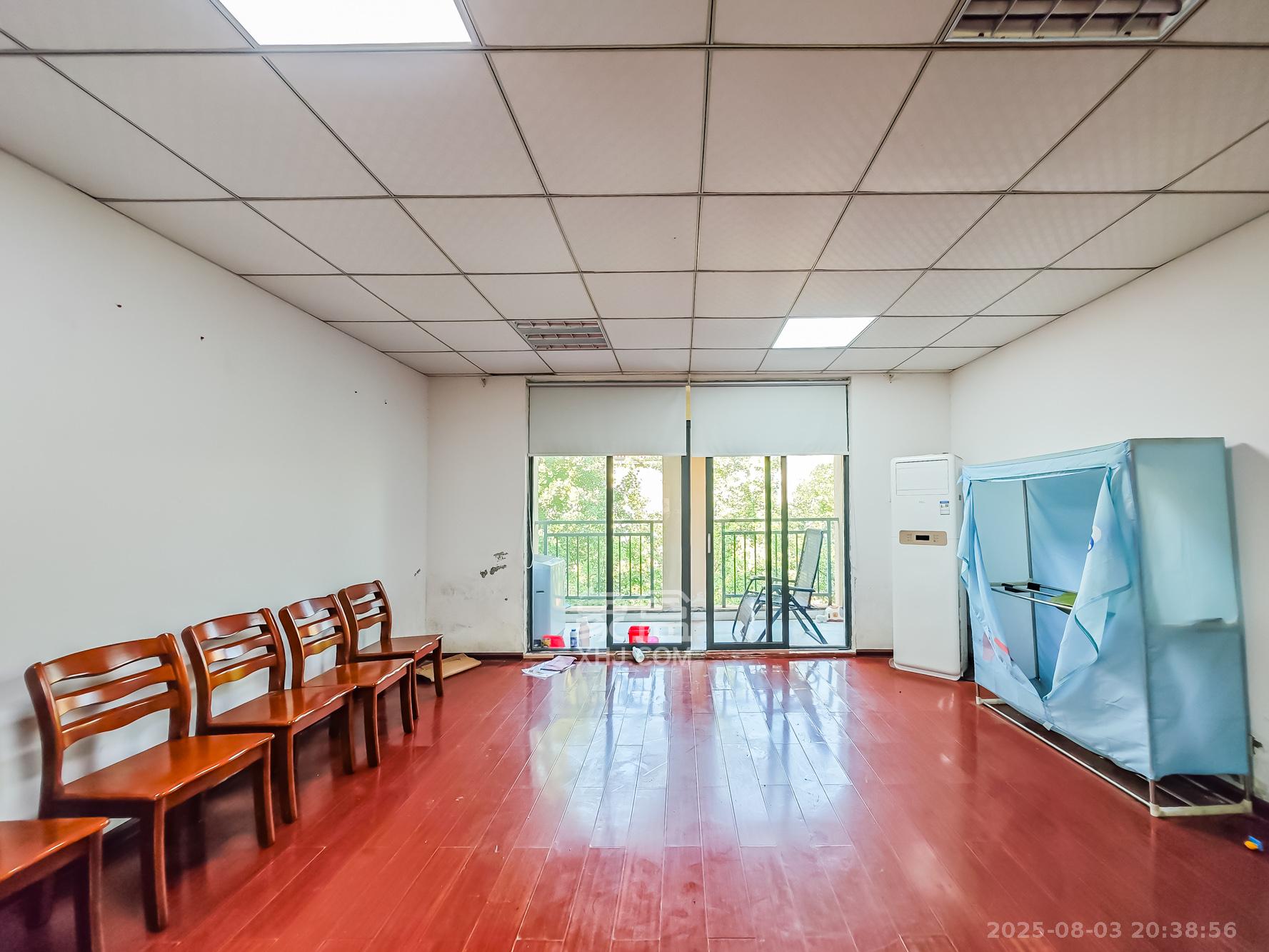 堤亚纳湾(深业沙河城)  4室2厅2卫    164.0万 堤亚纳湾(深业沙河城)  4室2厅2卫    164.0万