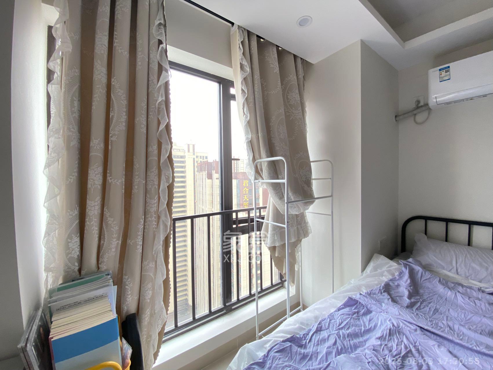 卓越江岸  1室0厅0卫    1700.0元/月室内图